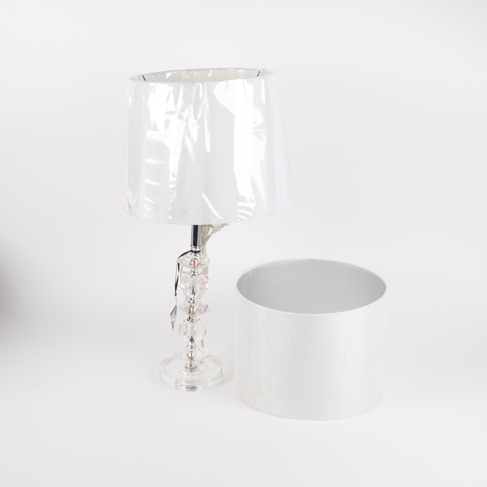 Valerie Bertinelli Clear Glass Table Lamp With Shades