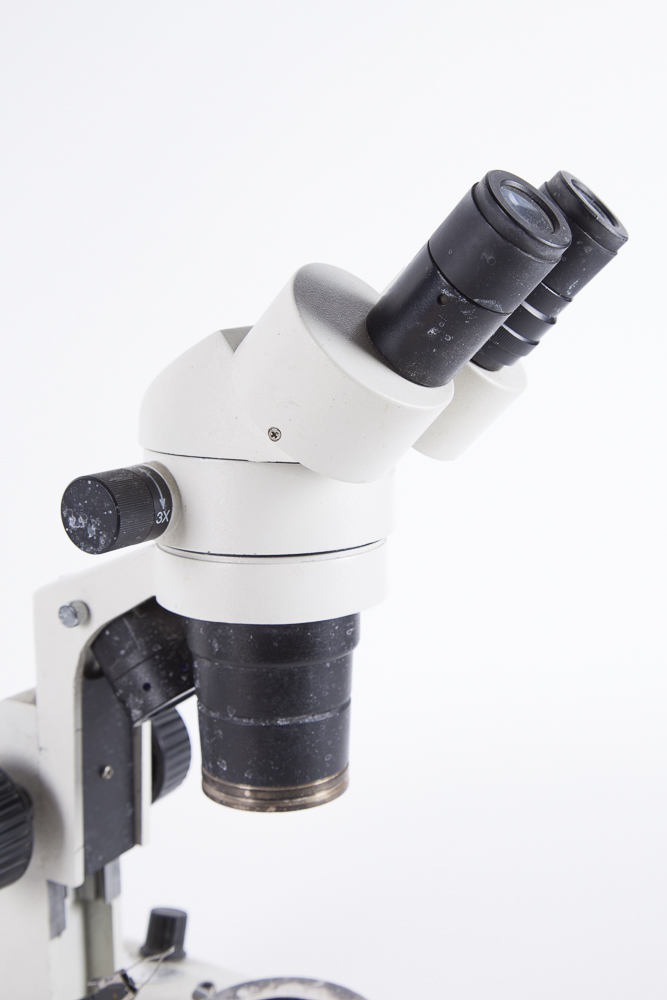Accu Scope Microscope