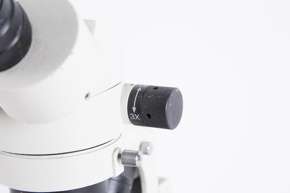 Accu Scope Microscope