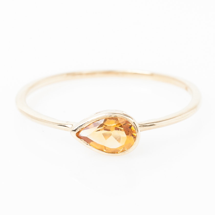14K Yellow Gold and Citrine Solitaire Ring