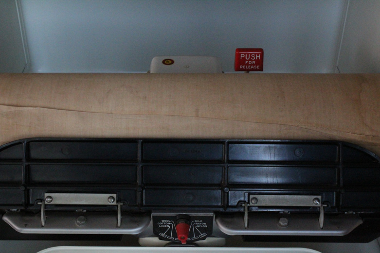 Vintage Ironrite Clothes Press/Ironing Machine