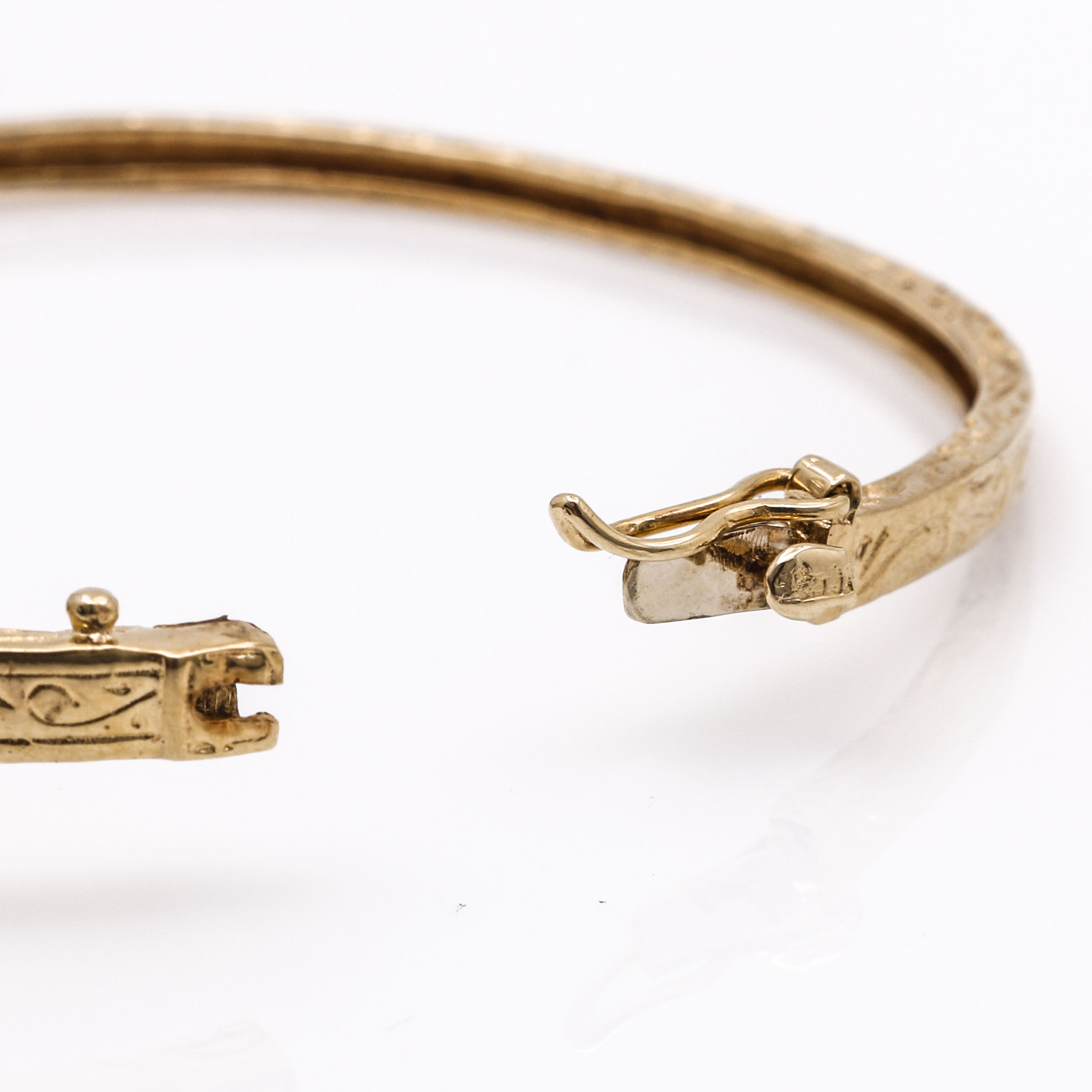 14K Yellow Gold Opal Bangle Bracelet