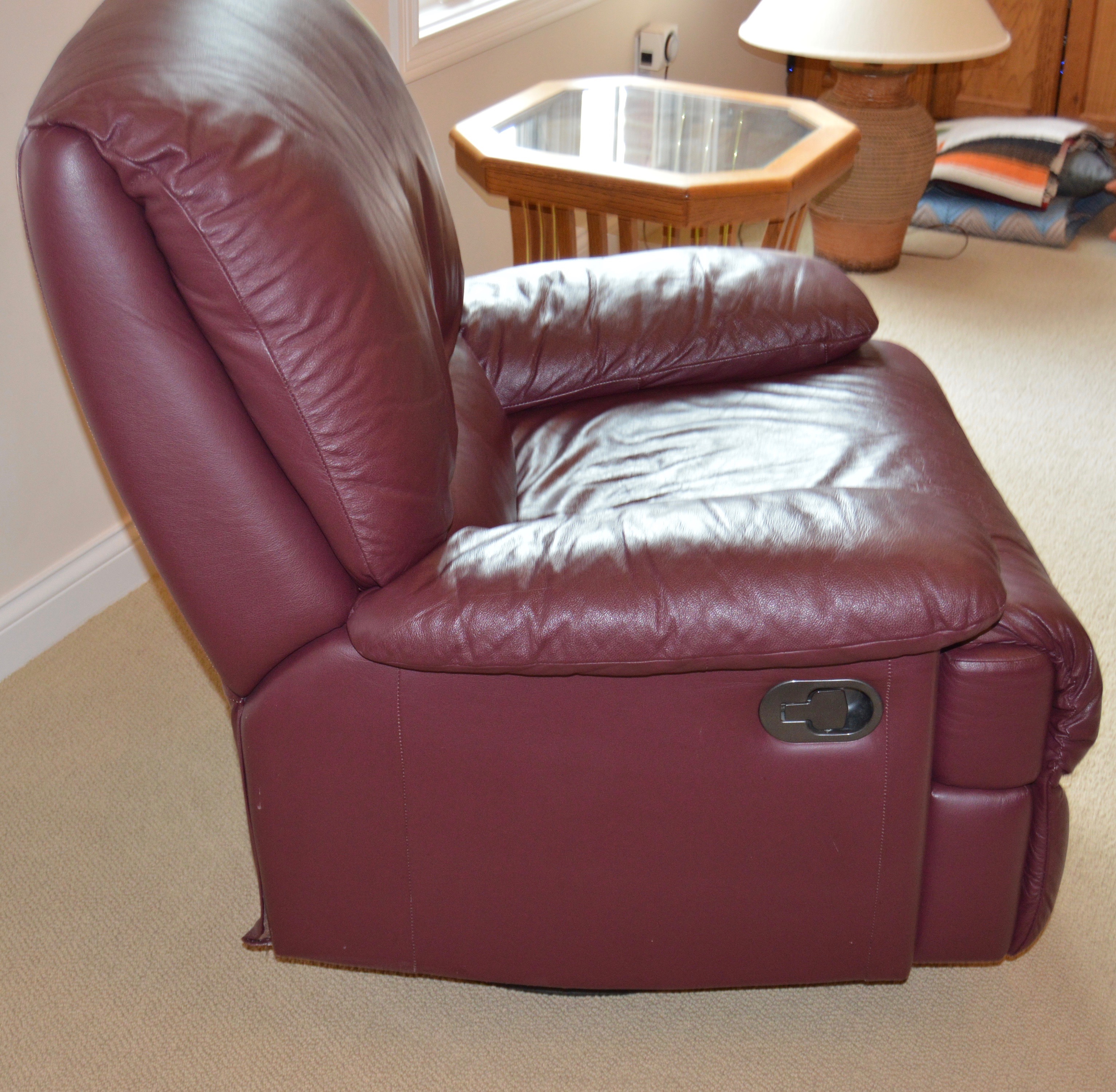 Italian Leather Loveseat and Recliner by Natuzzi