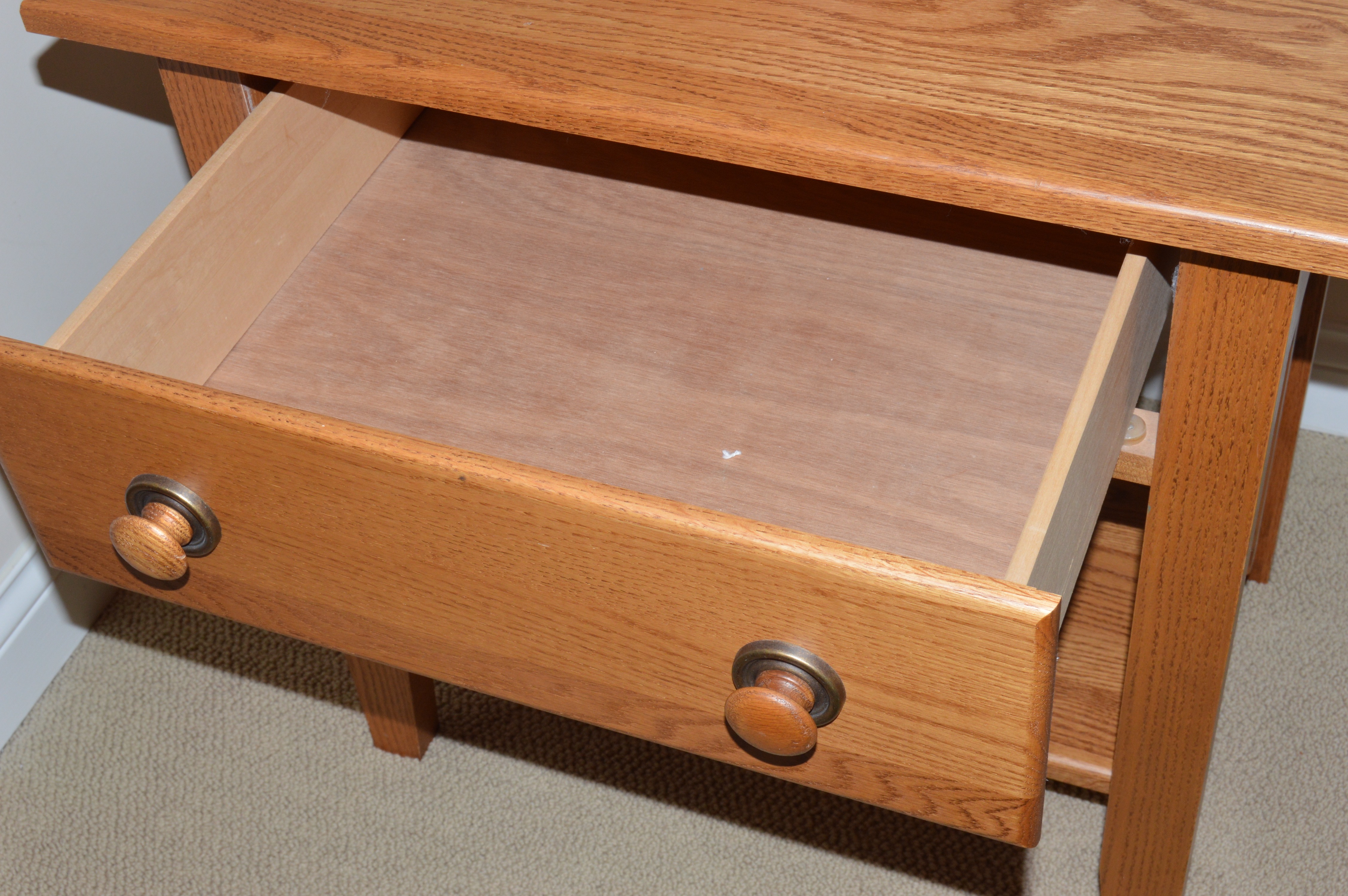 Mission Style Oak End Table and Pottery Table Lamp