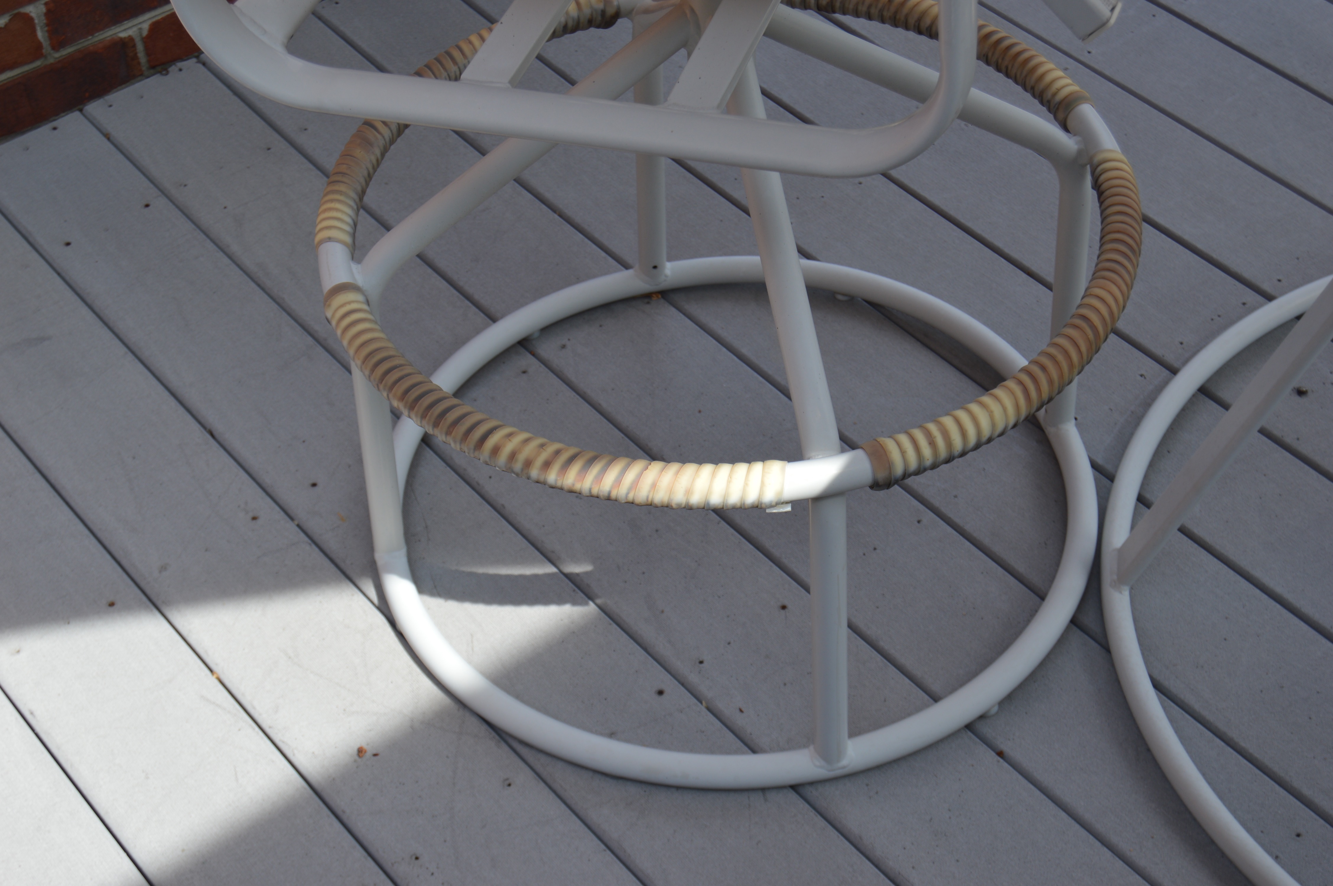 High Top Outdoor Suncoast Table and Chair Set with Umbrella