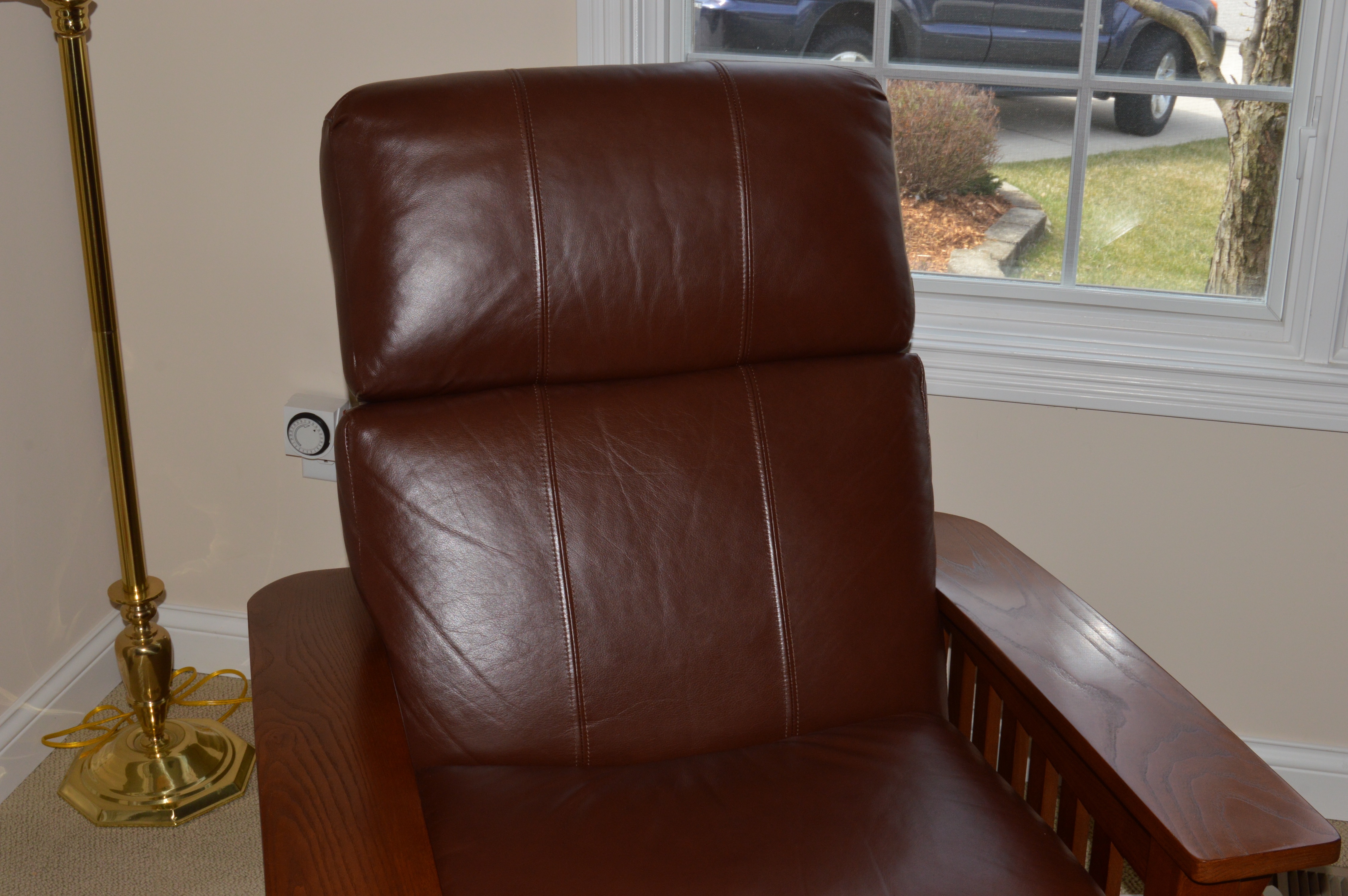 Oak and Leather Morris Recliner by Lane Furniture