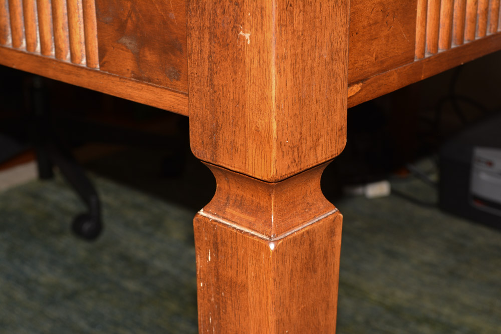 Contemporary Oak Dining Table