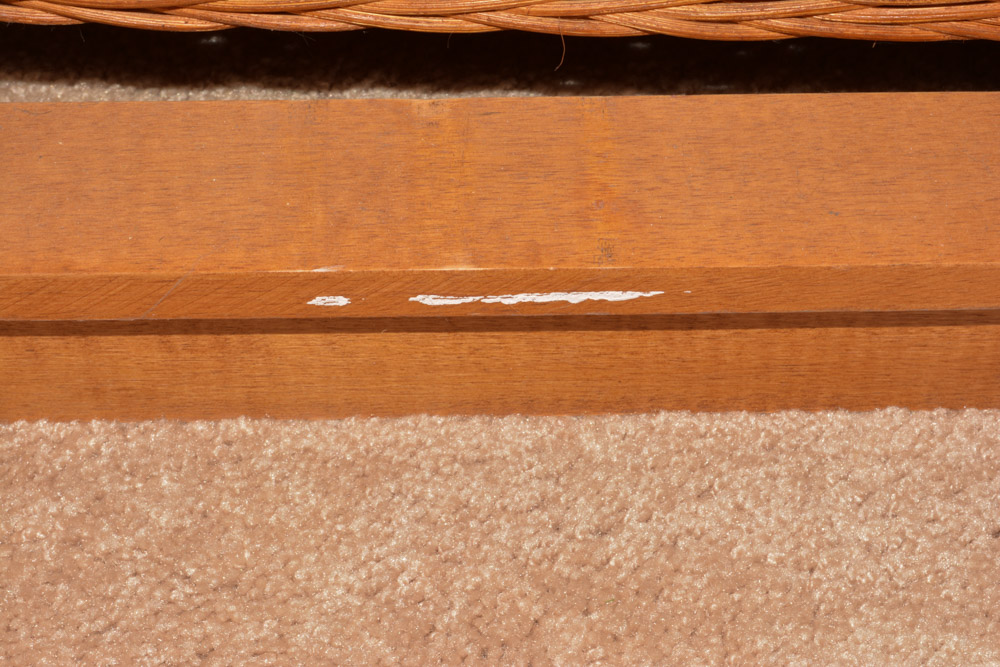 Wooden Storage Bench With Basket Drawers