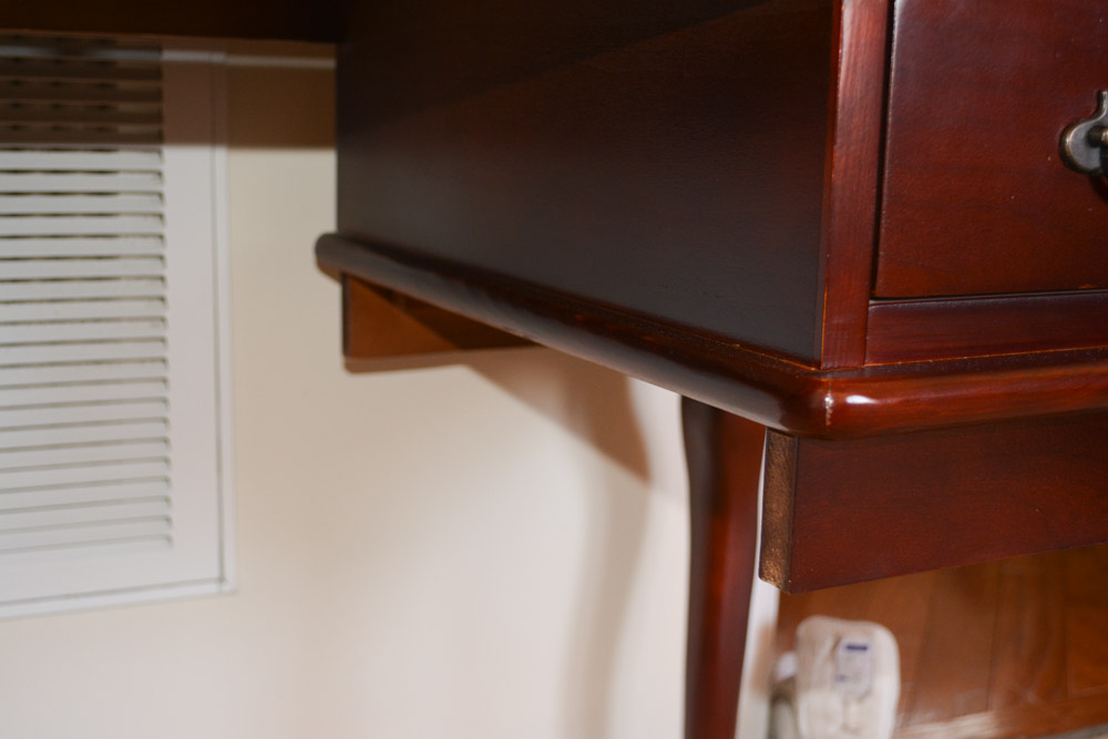 Contemporary Queen Anne-Style Vanity with Mirror and Stool