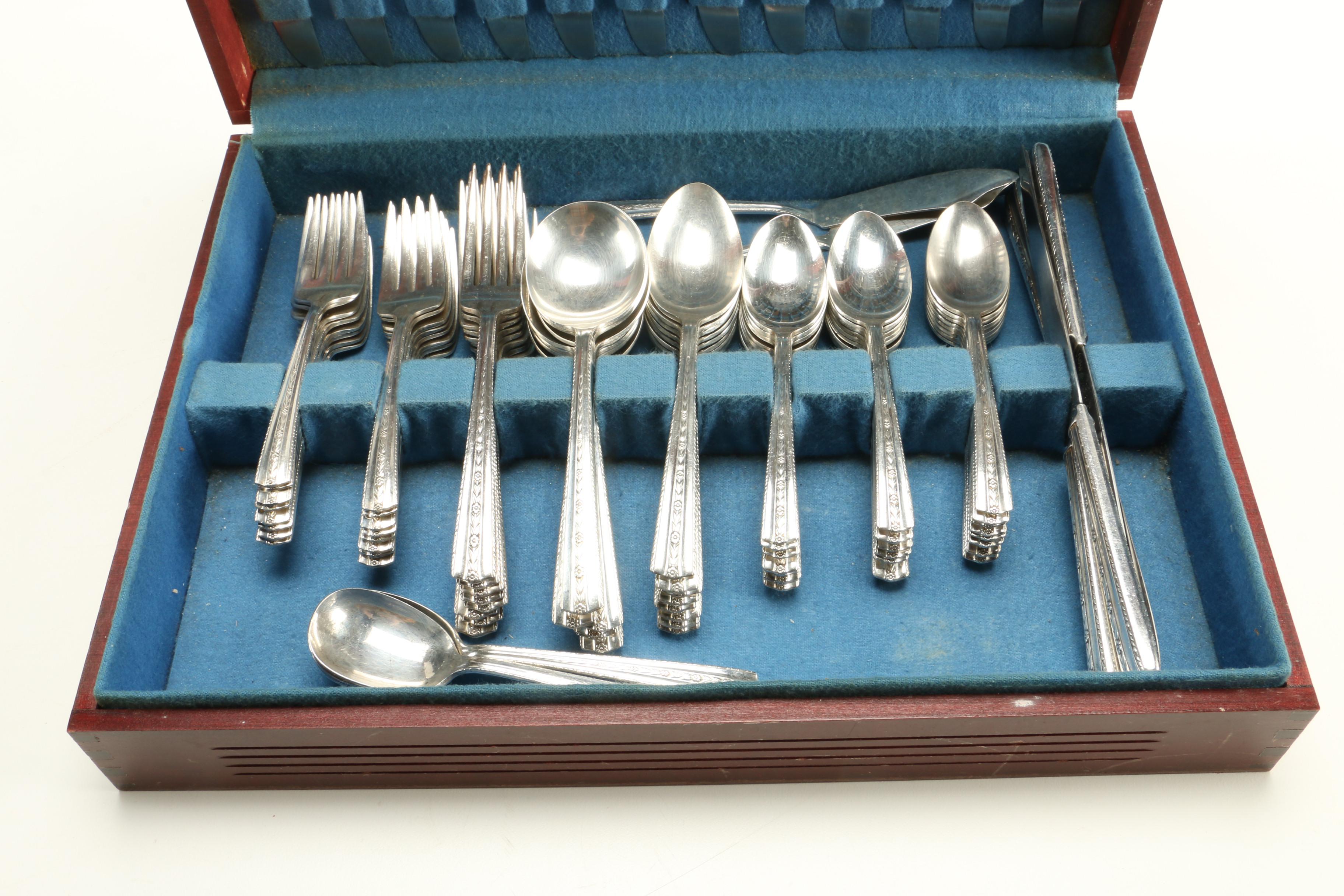 Wallace Brothers "Roseanne" Silver Plate Flatware Set With Case