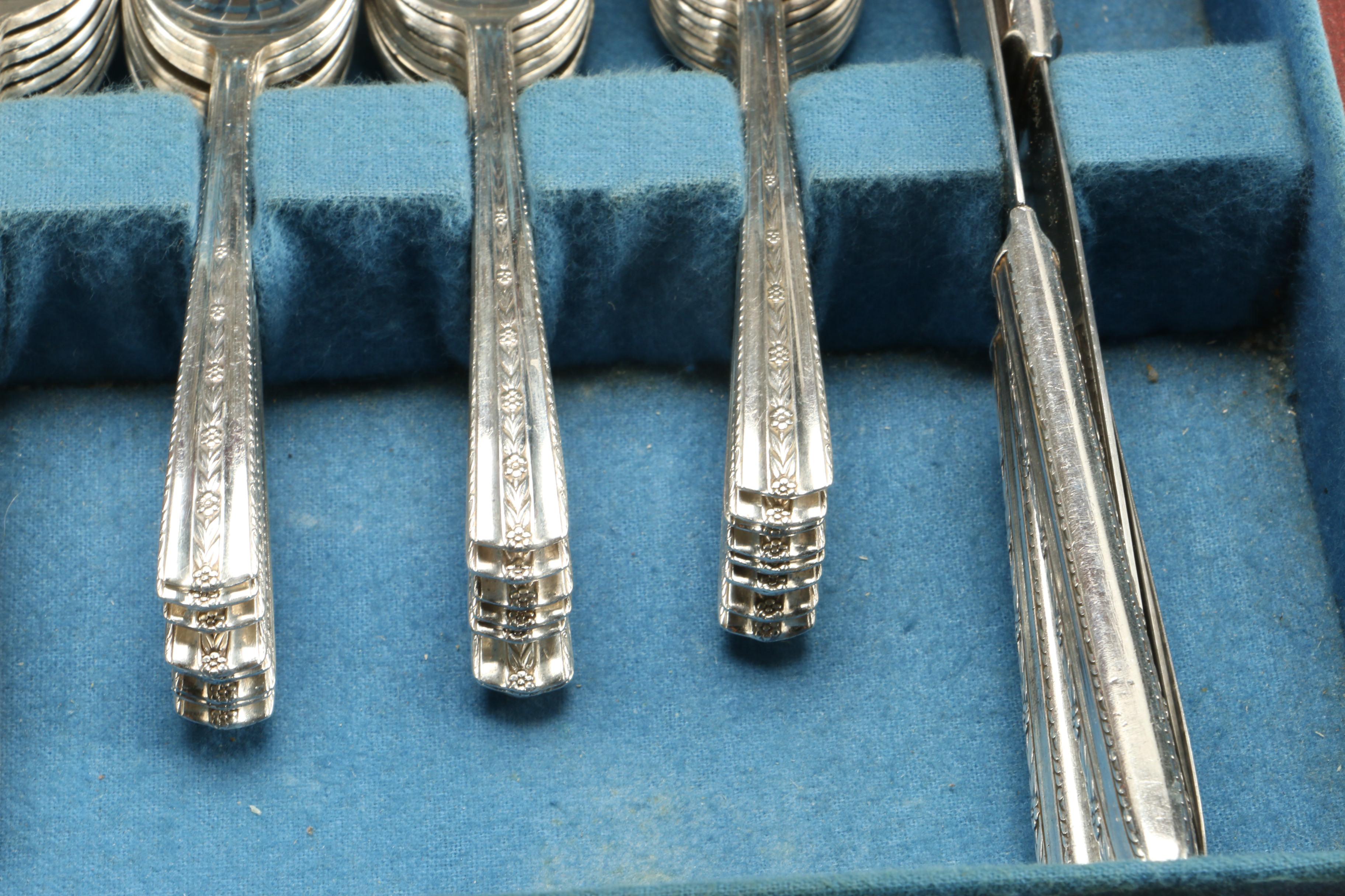 Wallace Brothers "Roseanne" Silver Plate Flatware Set With Case