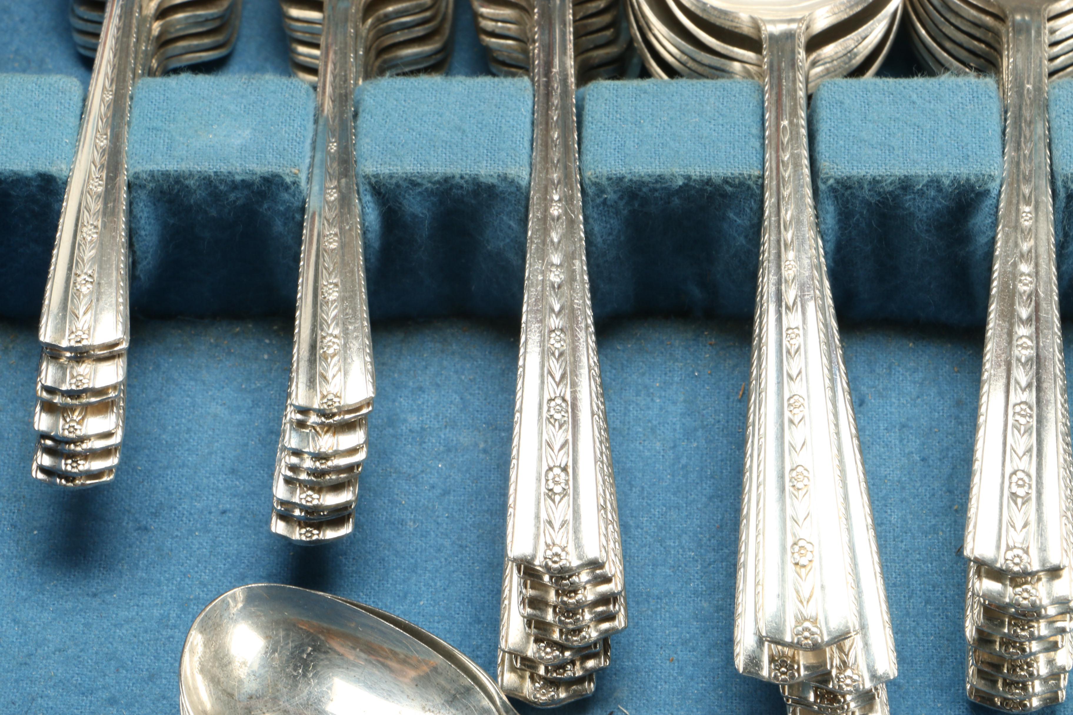 Wallace Brothers "Roseanne" Silver Plate Flatware Set With Case