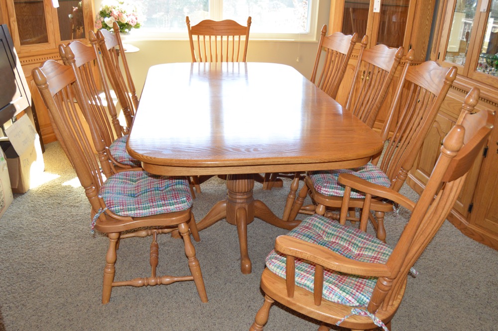 Amish Made Oak Dining Table with Eight Chairs