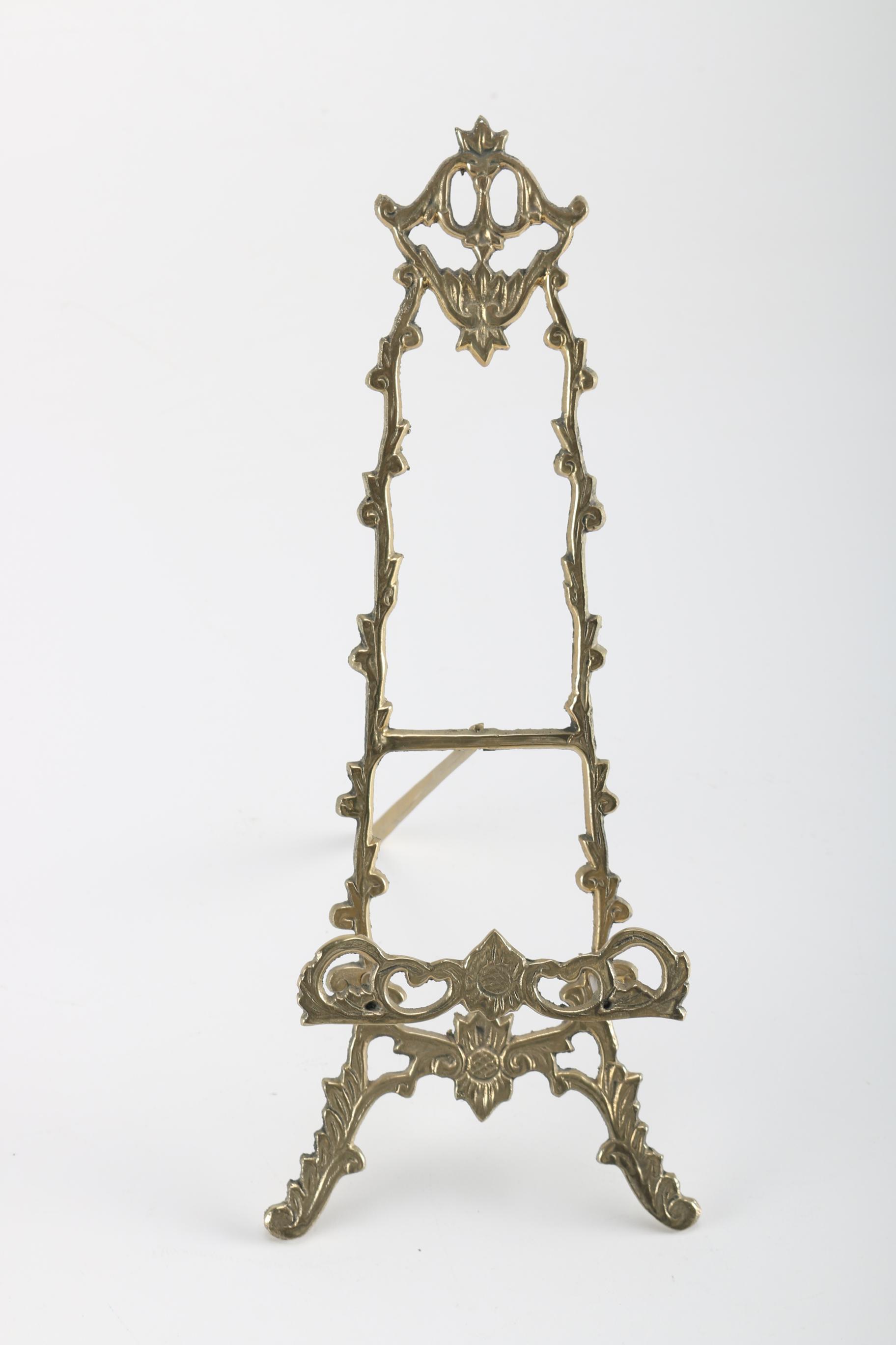 Hummingbird Plate with Brass Easel