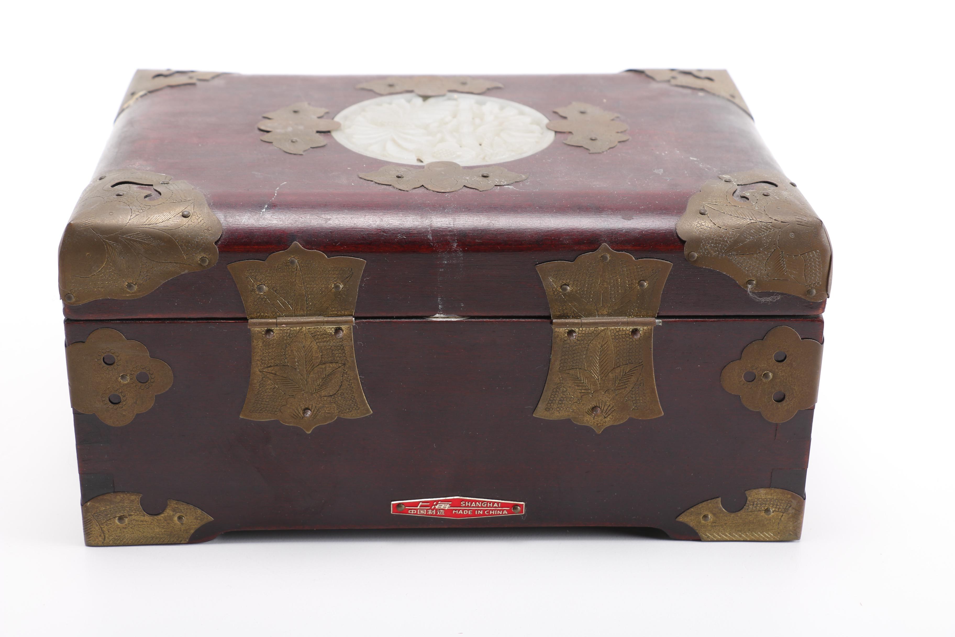 Chinese and Japanese Decor Assortment