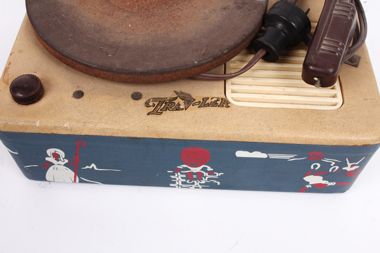 Children's Record Player and Bugs Bunny Record Storybook Set