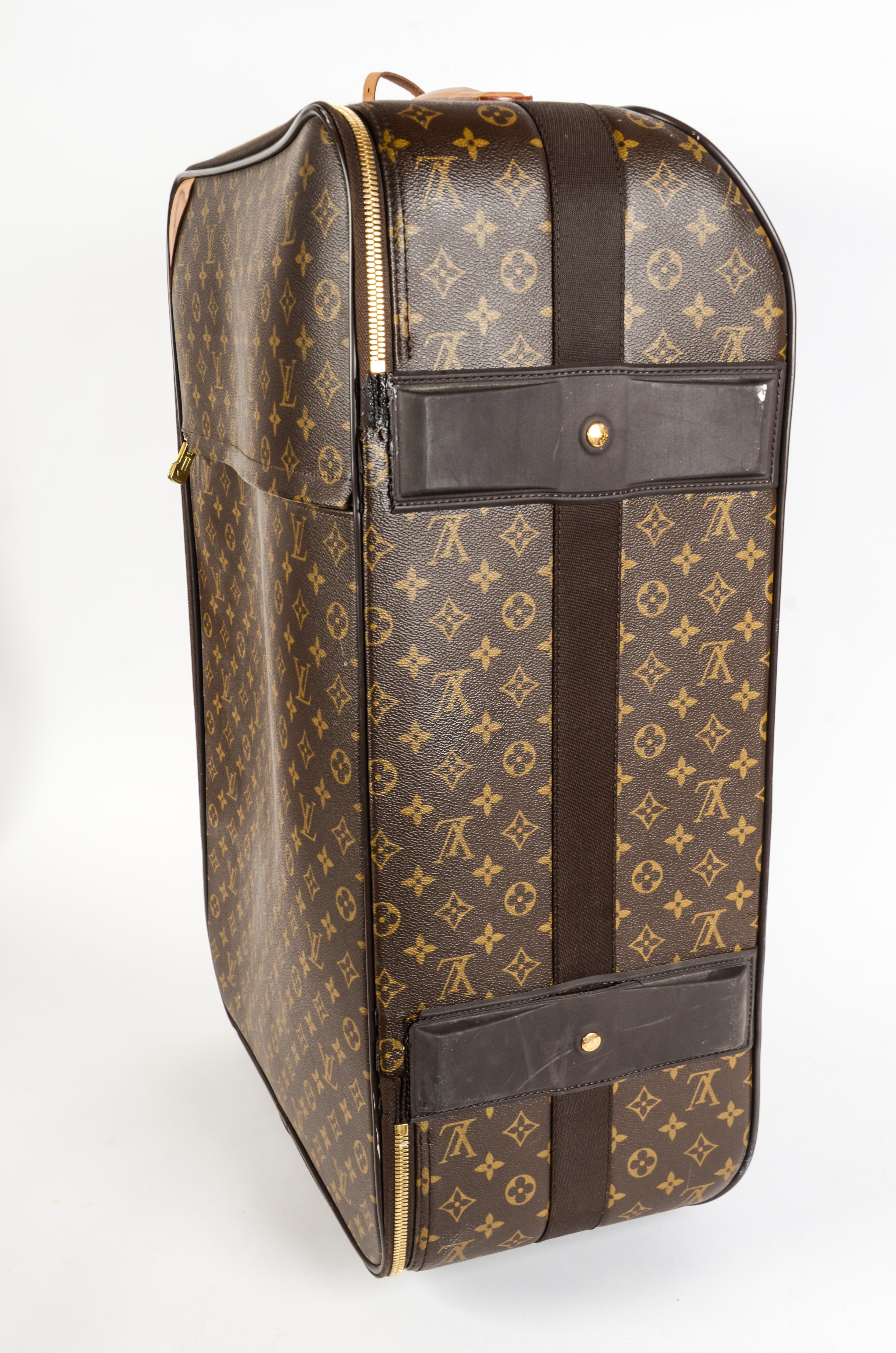 Louis Vuitton Pegase Suitcase