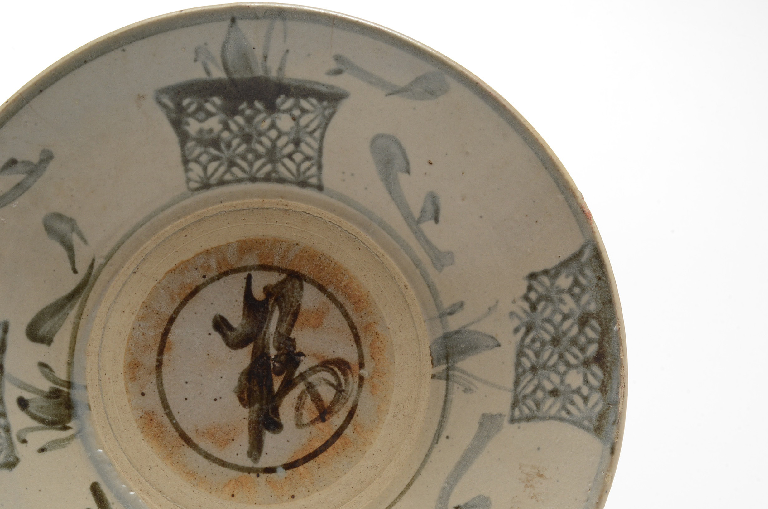 Chinese Zhangzhou Ware Late Ming Dynasty Bowls