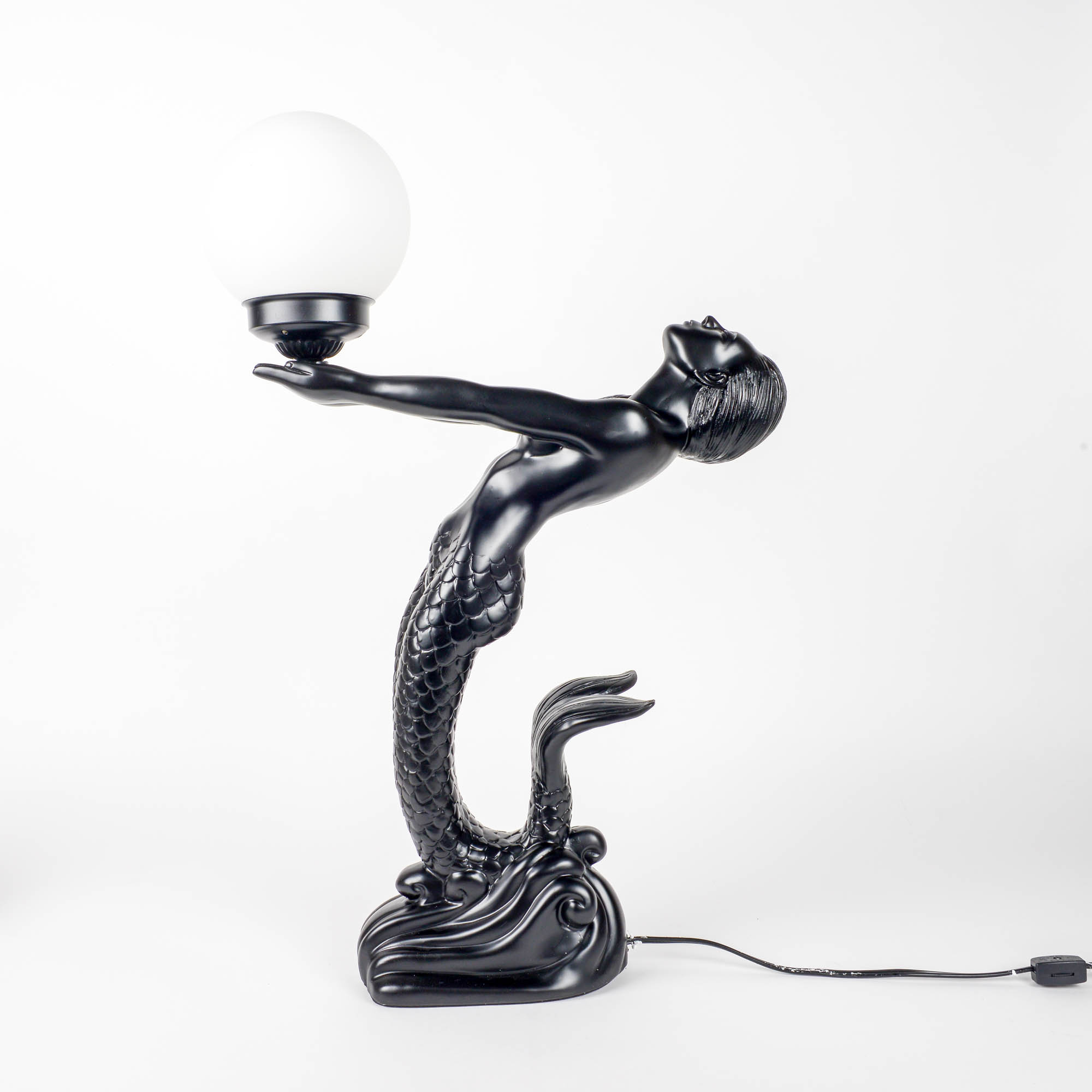Metal Mermaid Statue Globe Lamp