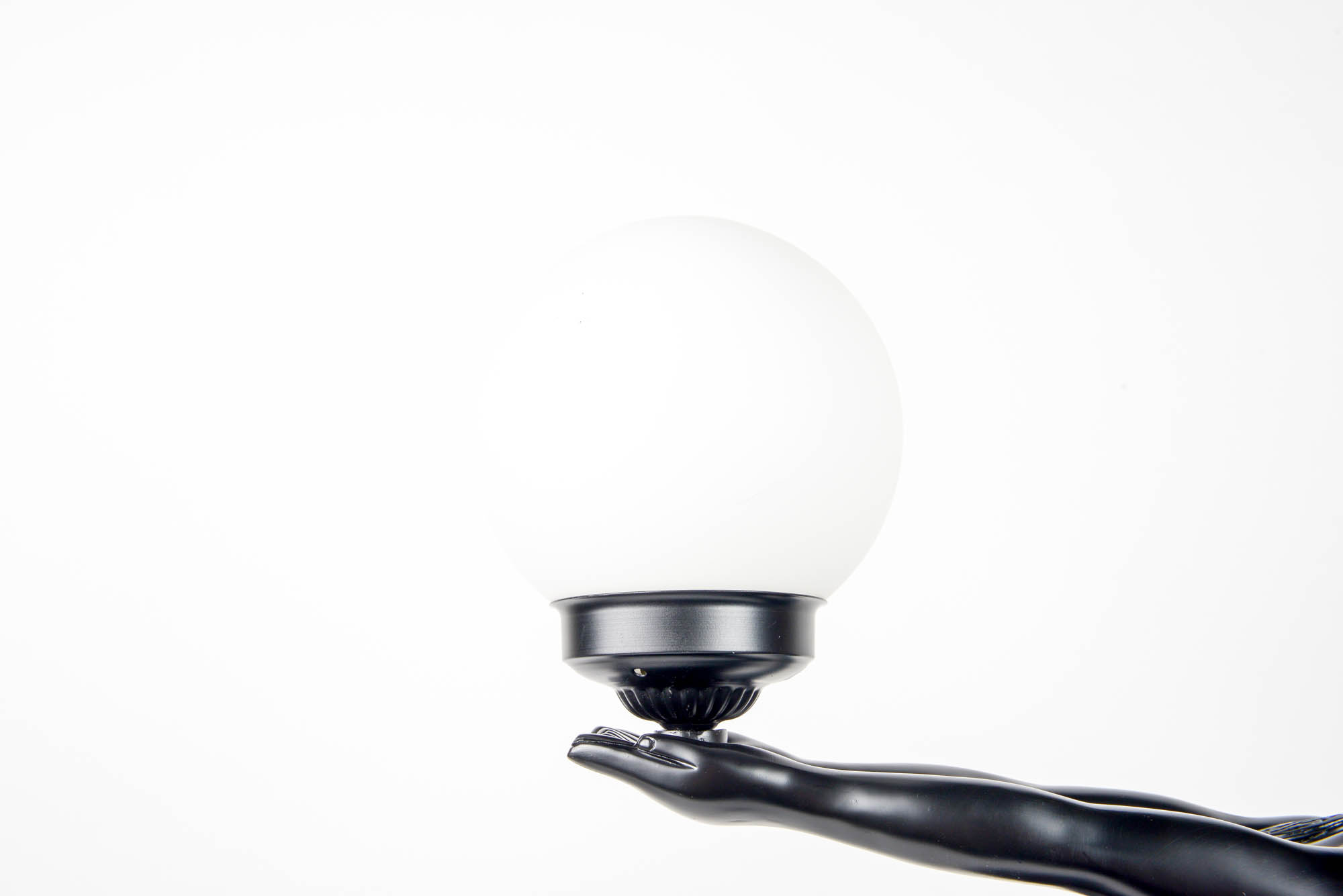 Metal Mermaid Statue Globe Lamp