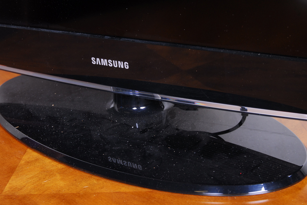 Samsung 37" LCD HDTV