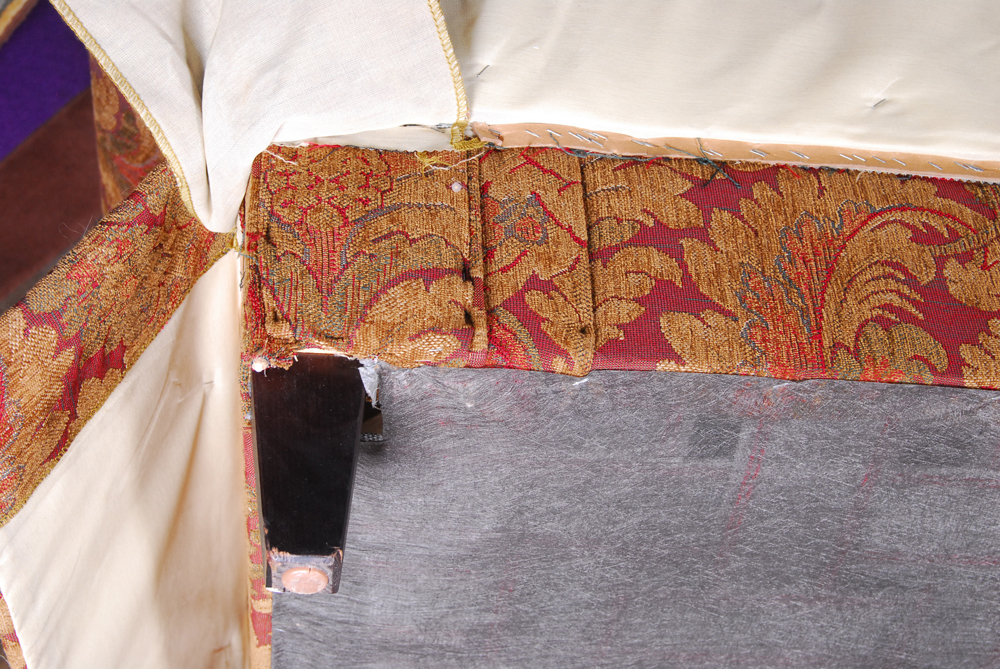 Sherrill Acanthus Sofa