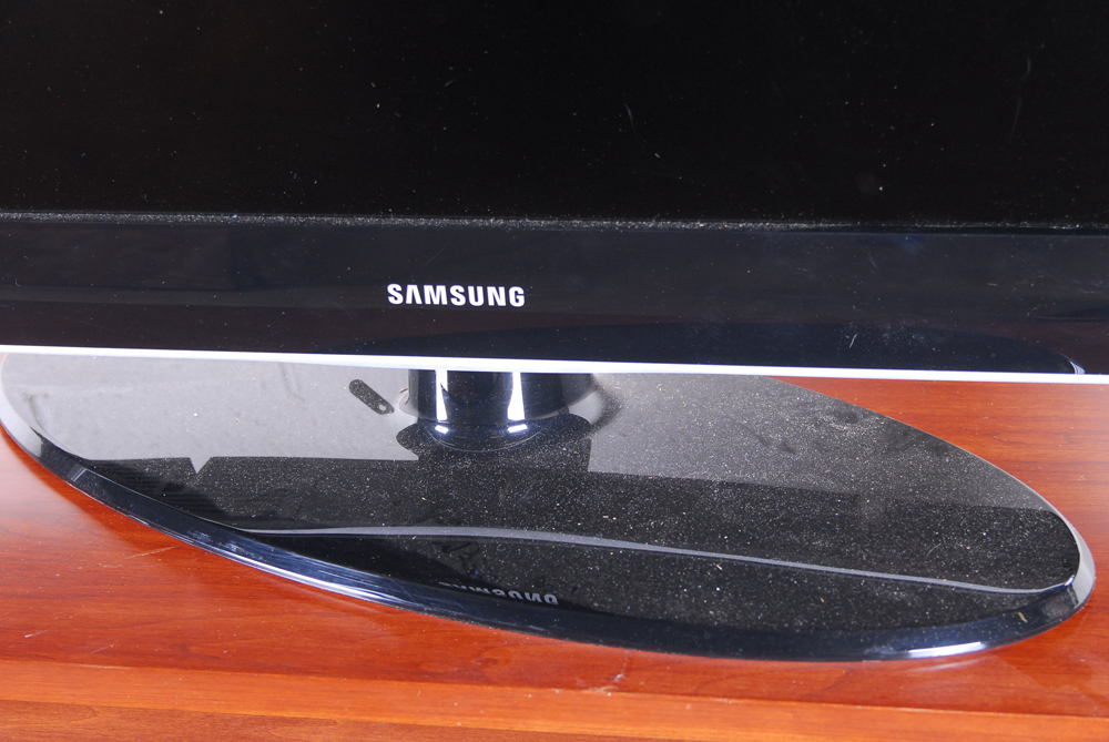 Samsung 46" LCD HDTV