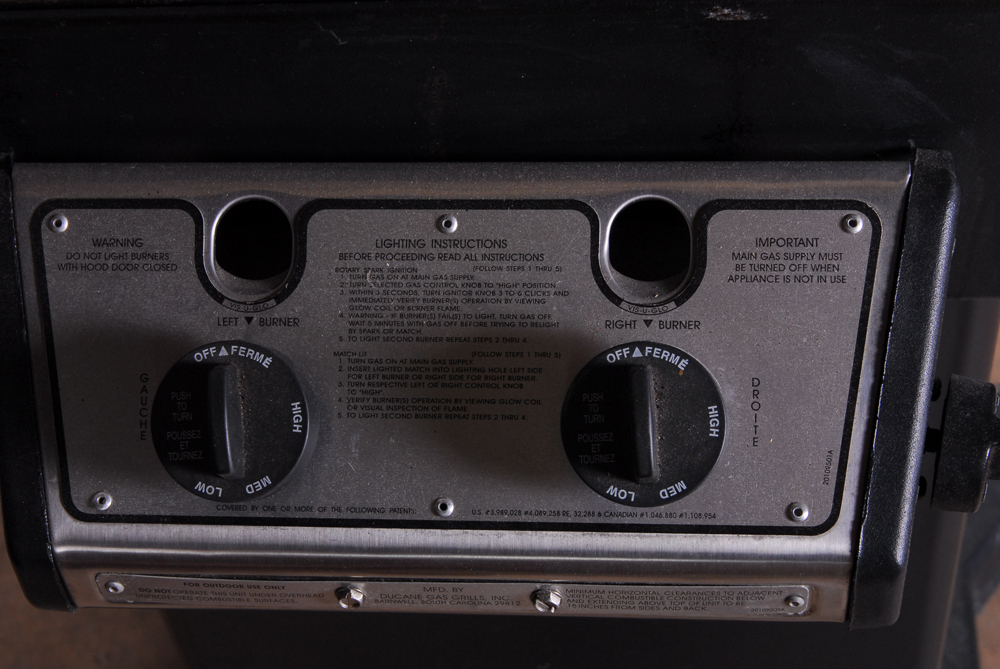 Ducane Gas Grill With Accessories