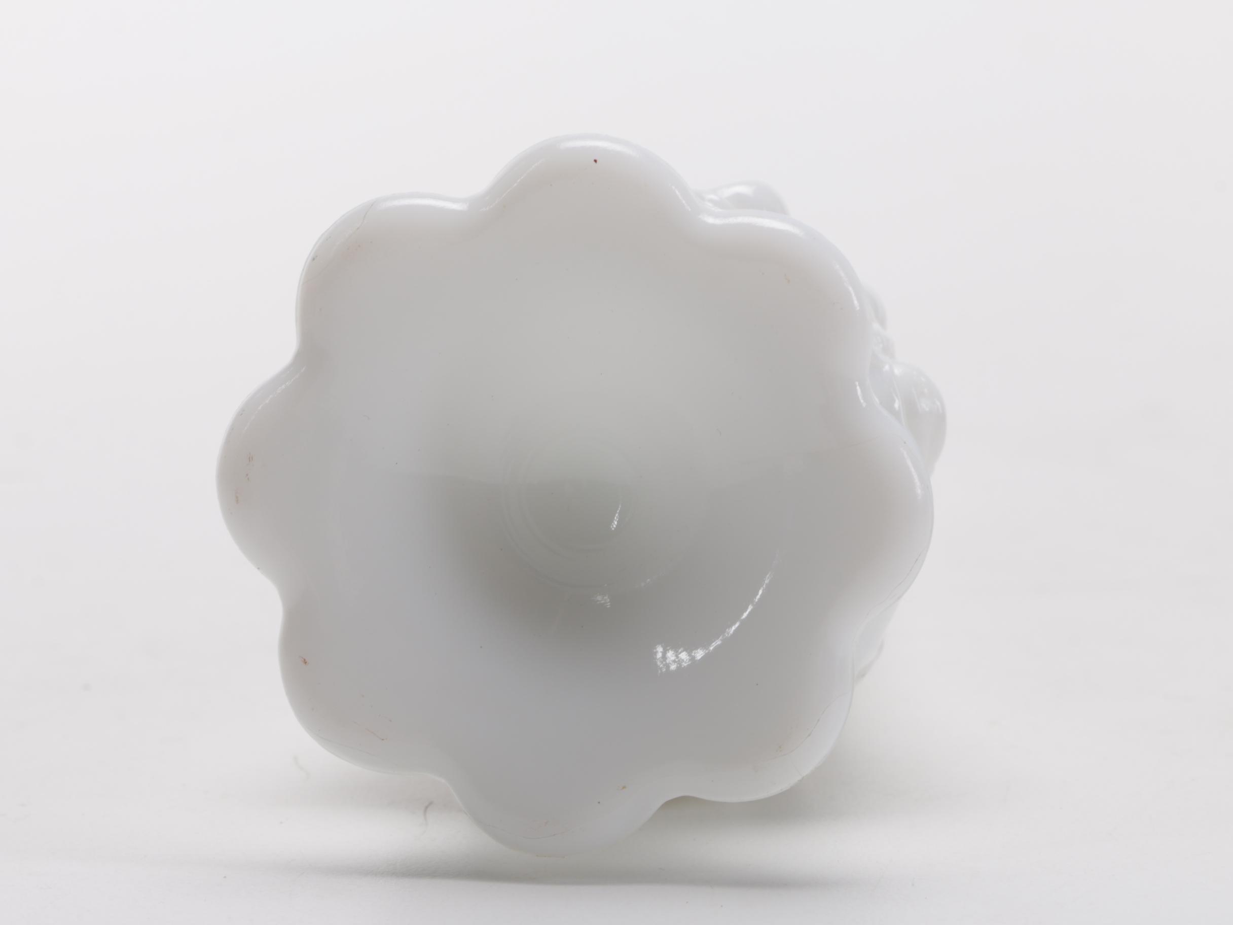 White Milk Glass Décor Featuring Hazel Atlas