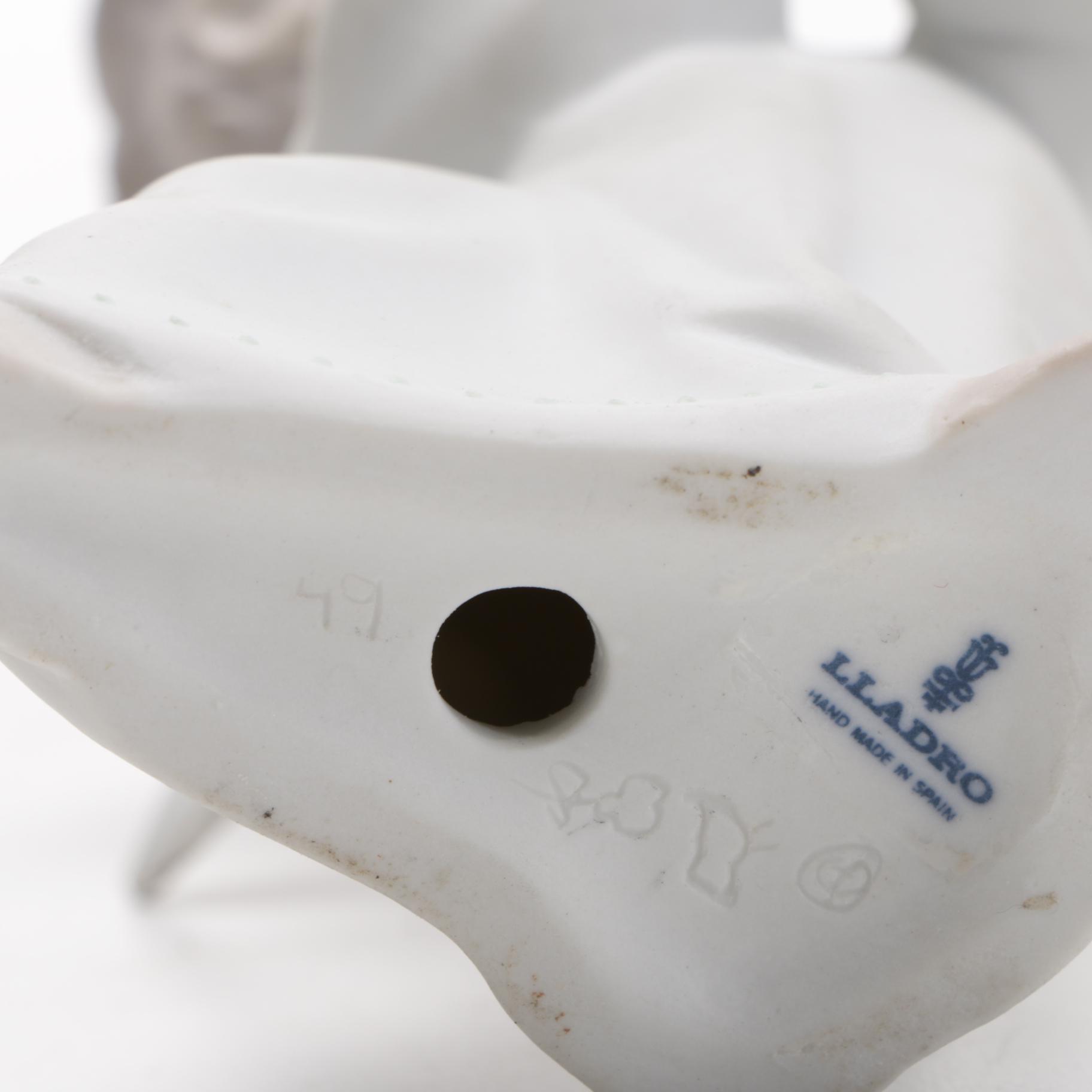 Lladró "Angel With Flute"