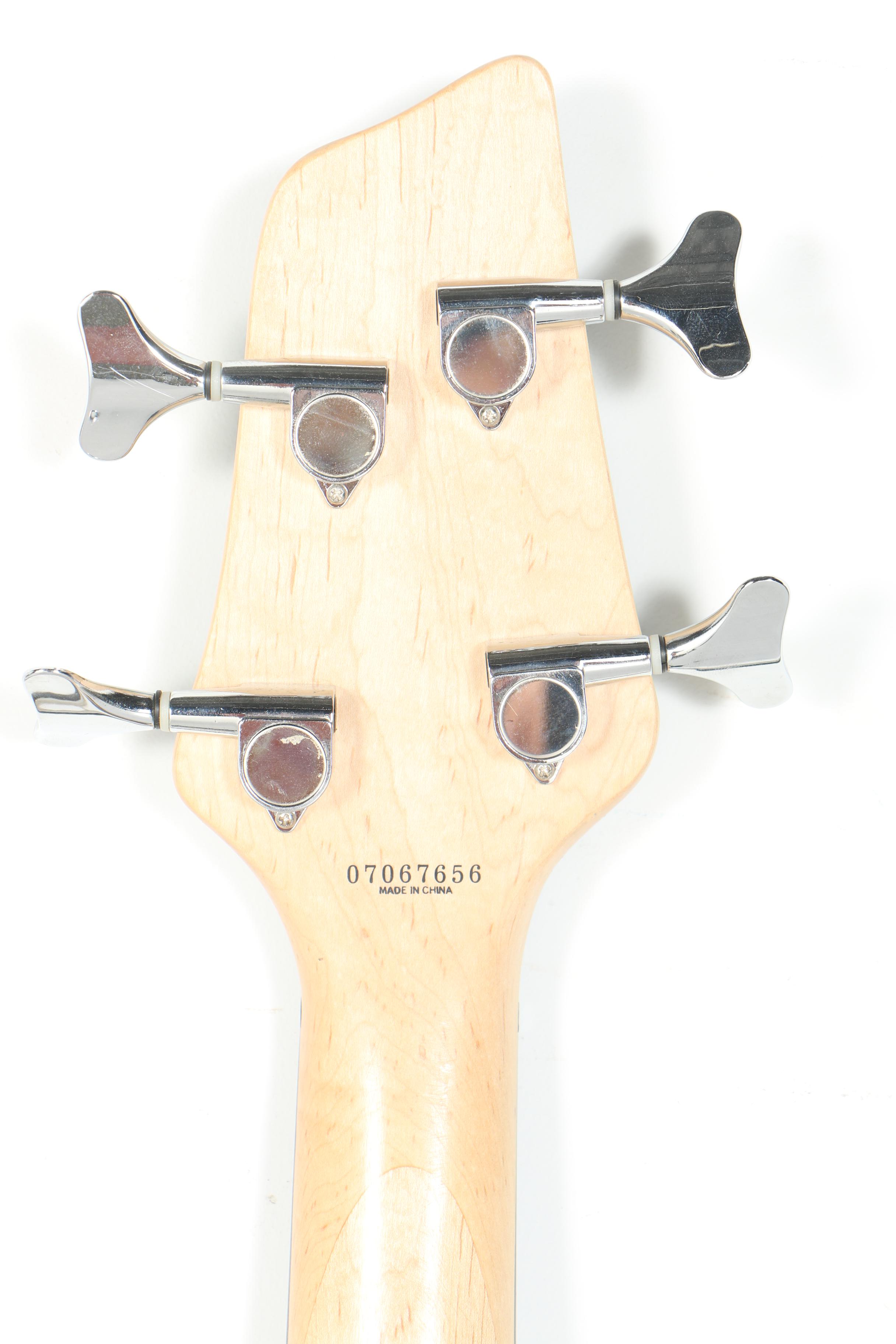 Washburn T14 Taurus Bass Guitar and Line 6 Amplifier