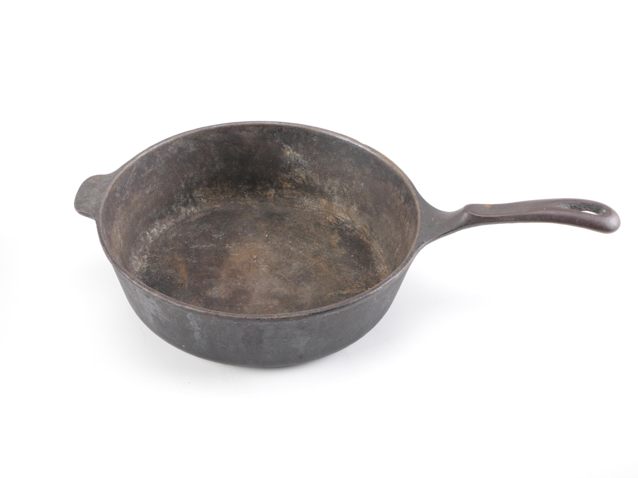 Cast Iron Dishes Featuring Wagner