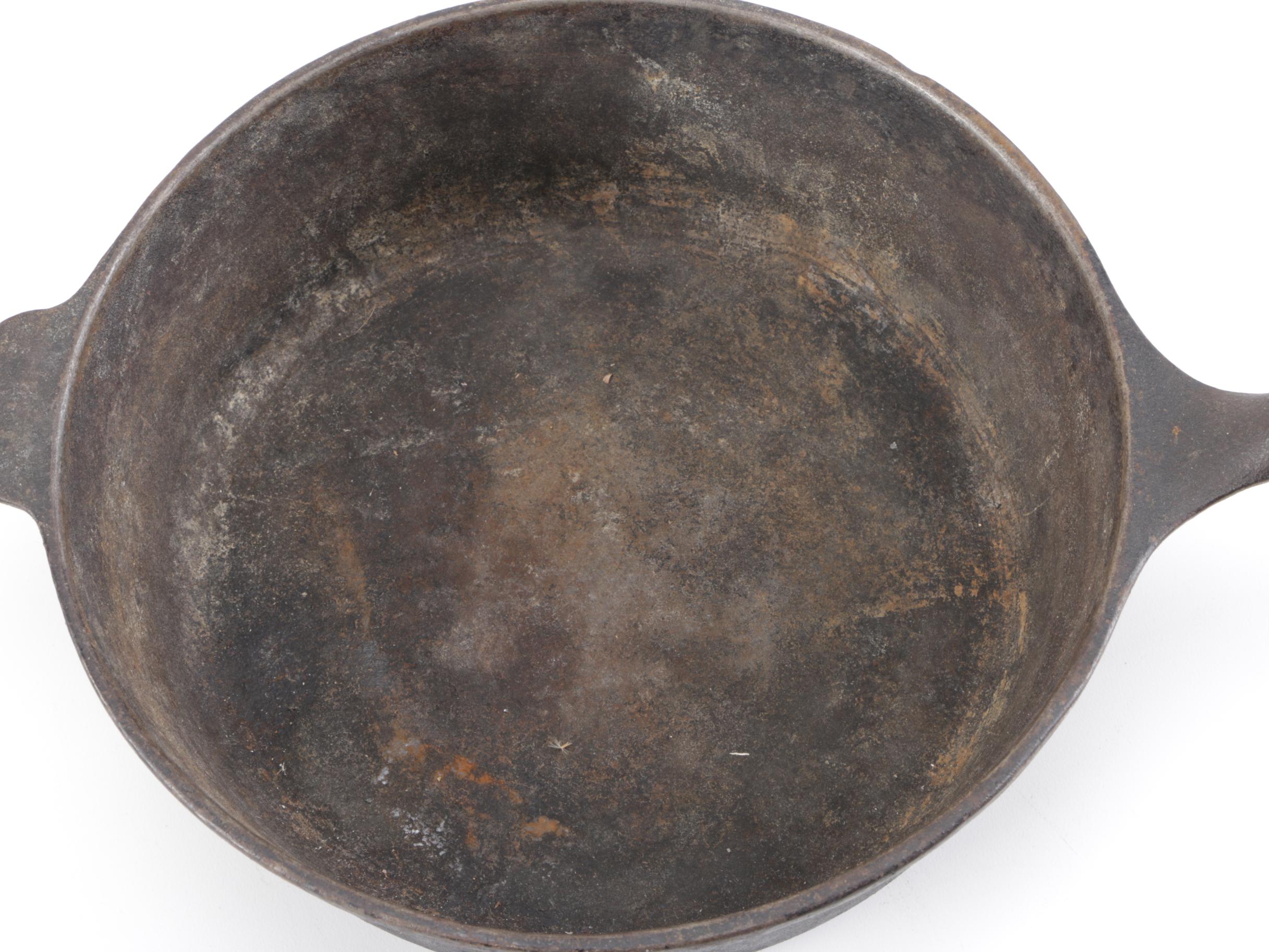 Cast Iron Dishes Featuring Wagner