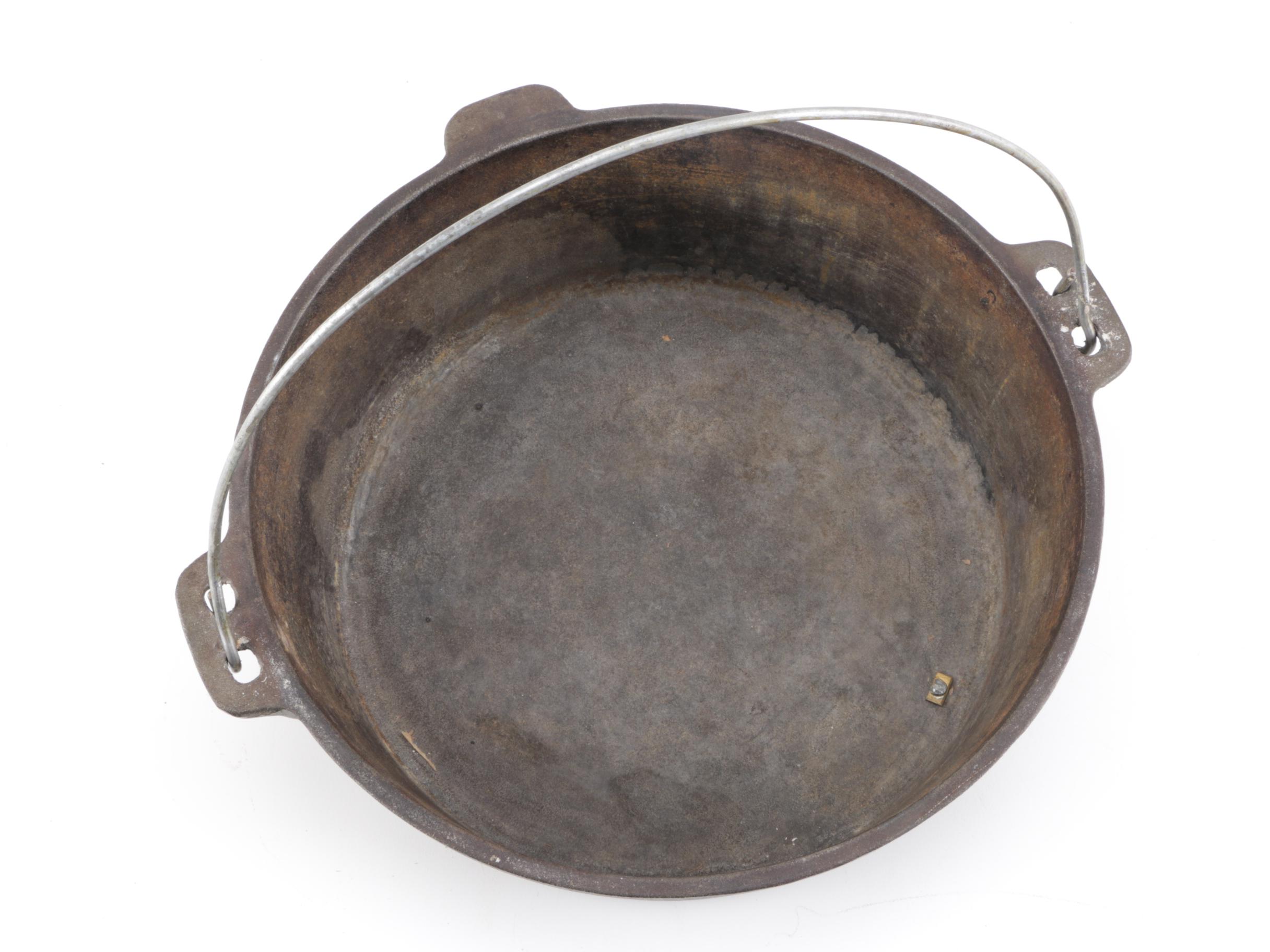 Cast Iron Dishes Featuring Wagner
