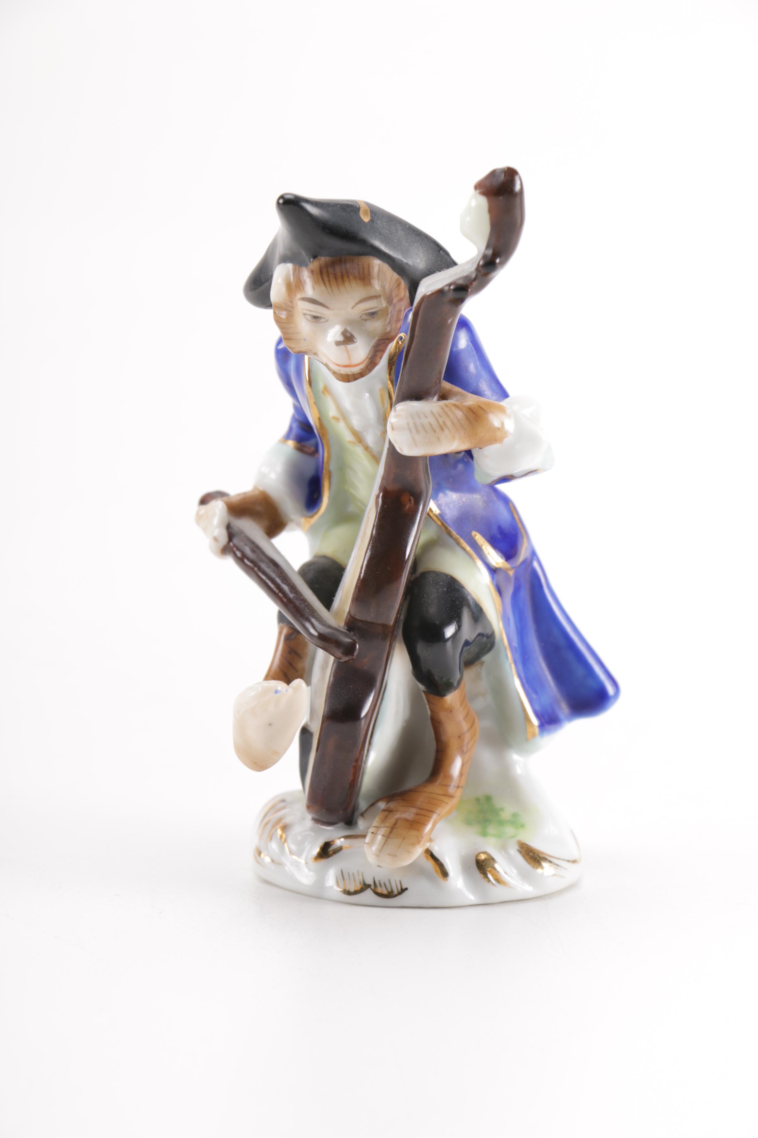 Colonial Attire Monkey Musician Figurines With Podium