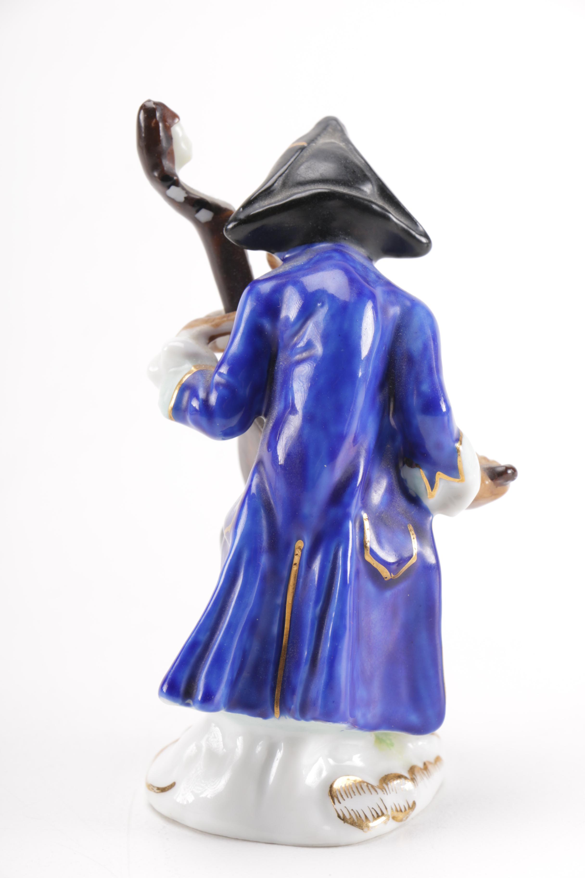 Colonial Attire Monkey Musician Figurines With Podium