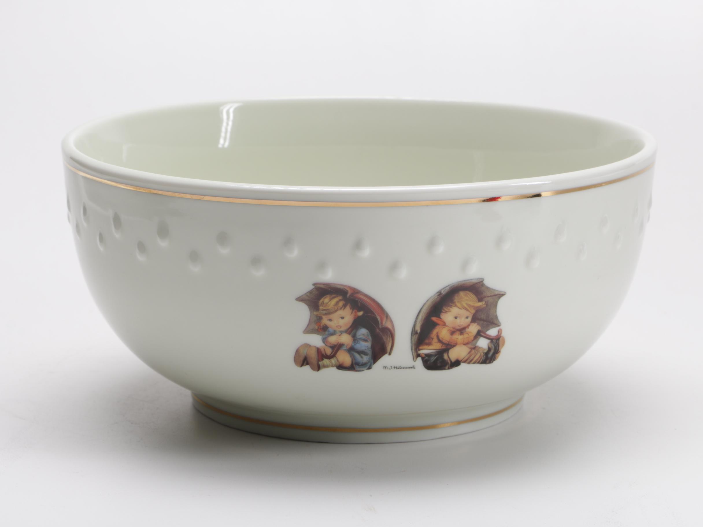Hummel Cake Platter & Bowl