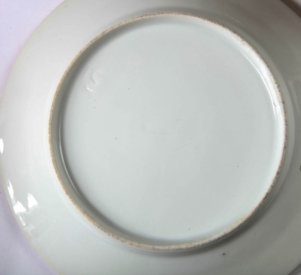 Late 18th Century Ludwigsburg Fine German Porcelain Dinnerware