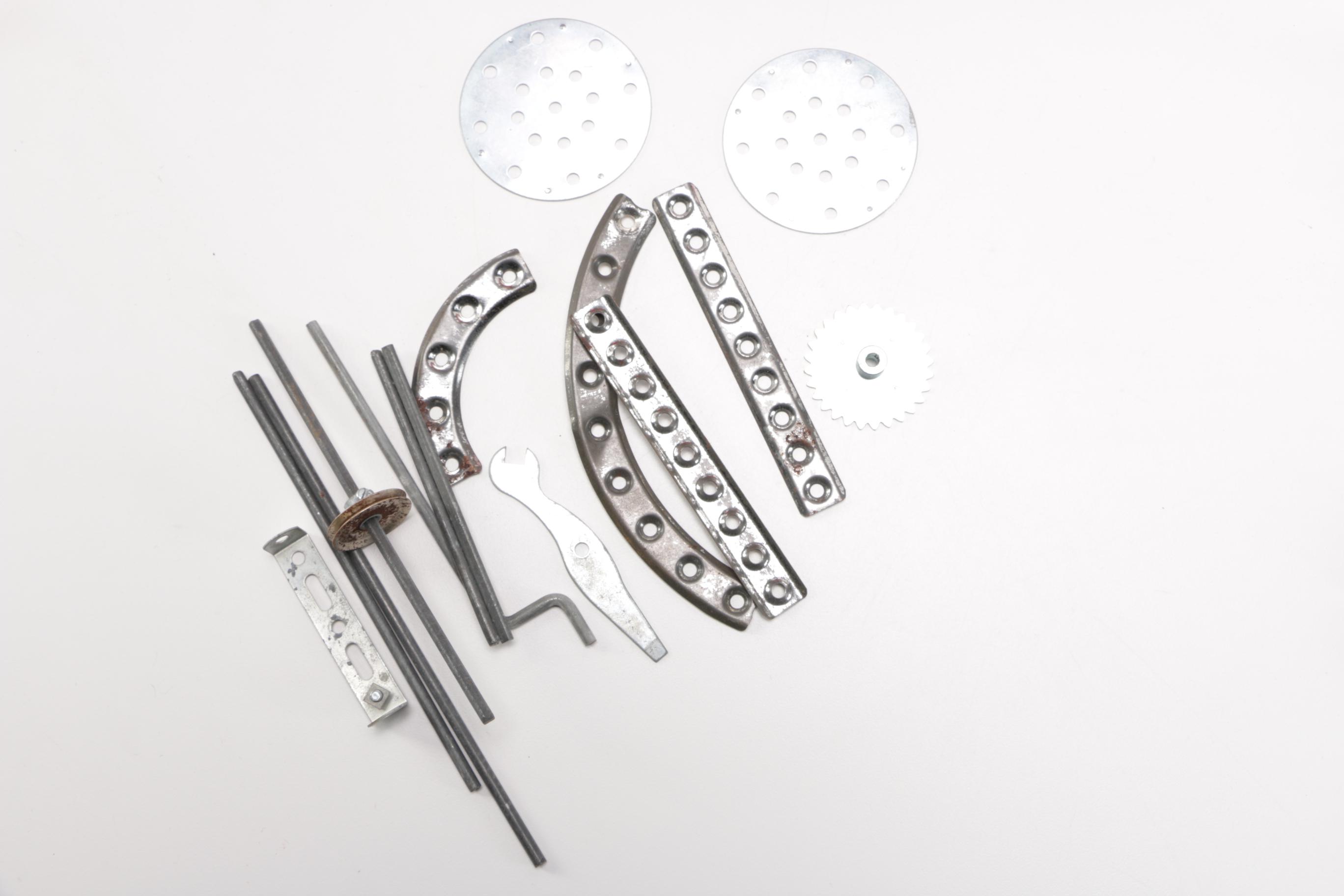 1970s Erector Set in Case