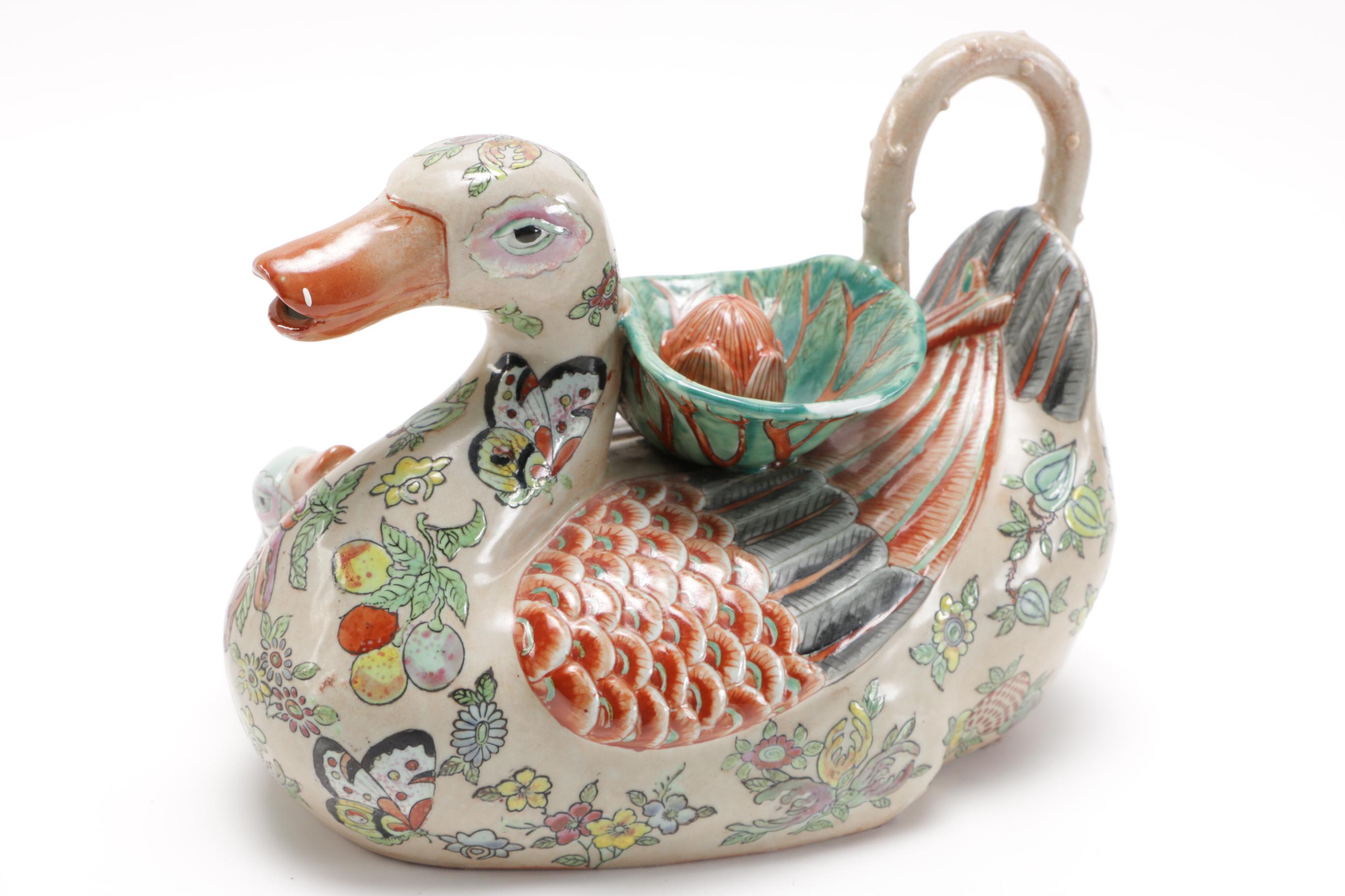 Chinese Decorative Ceramic Duck