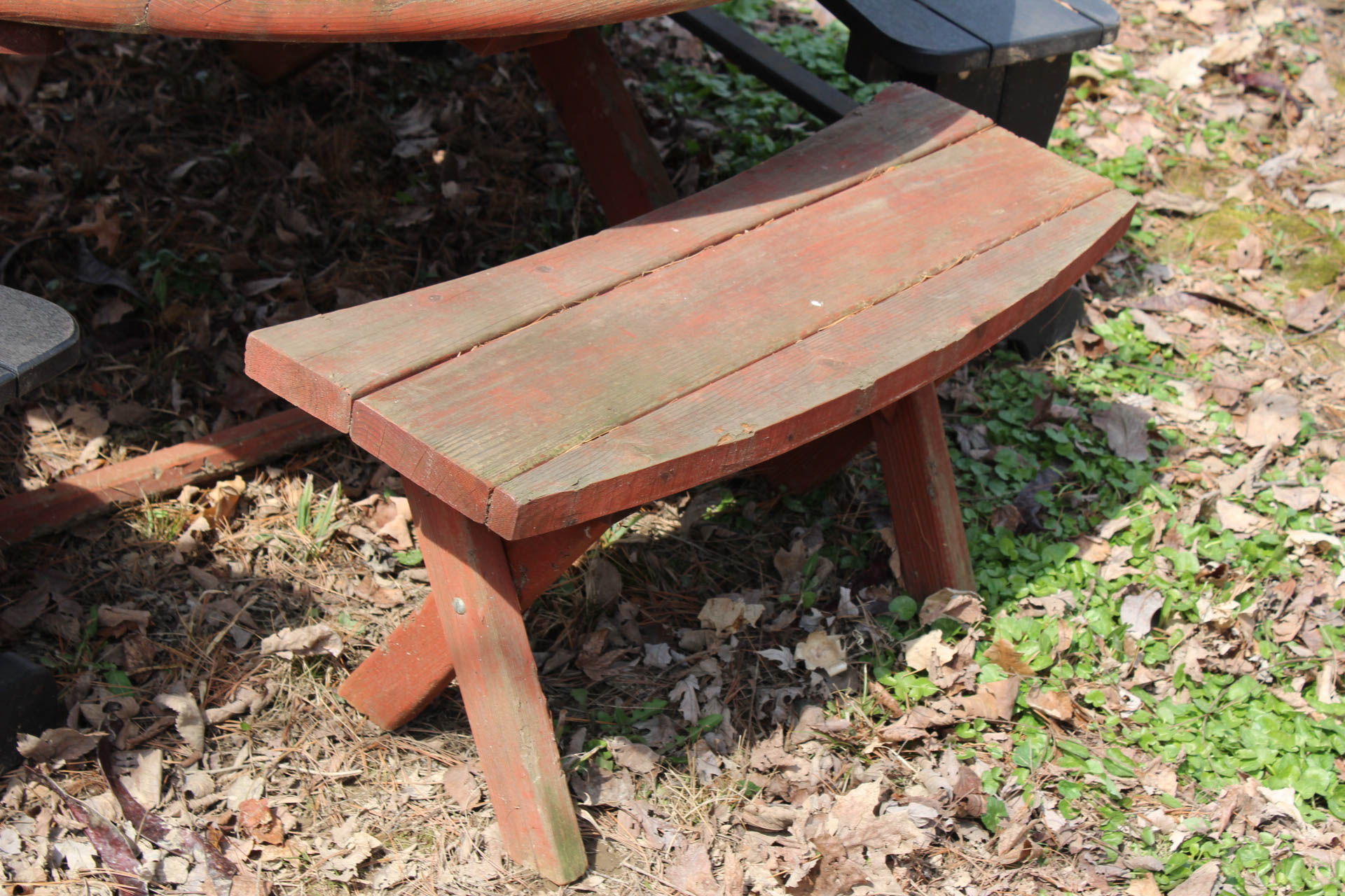 Round Redwood Picnic Table