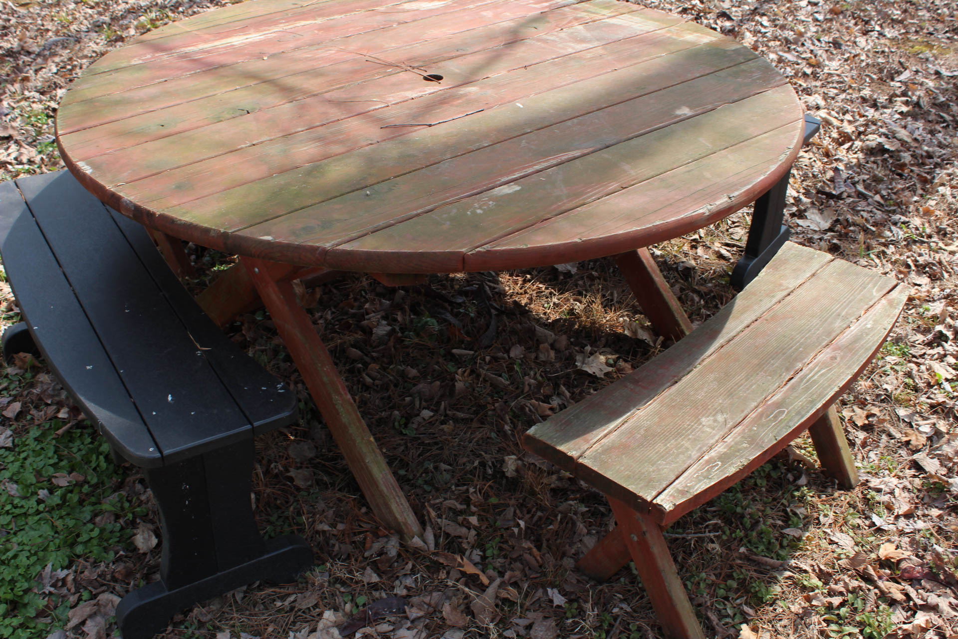 Round Redwood Picnic Table