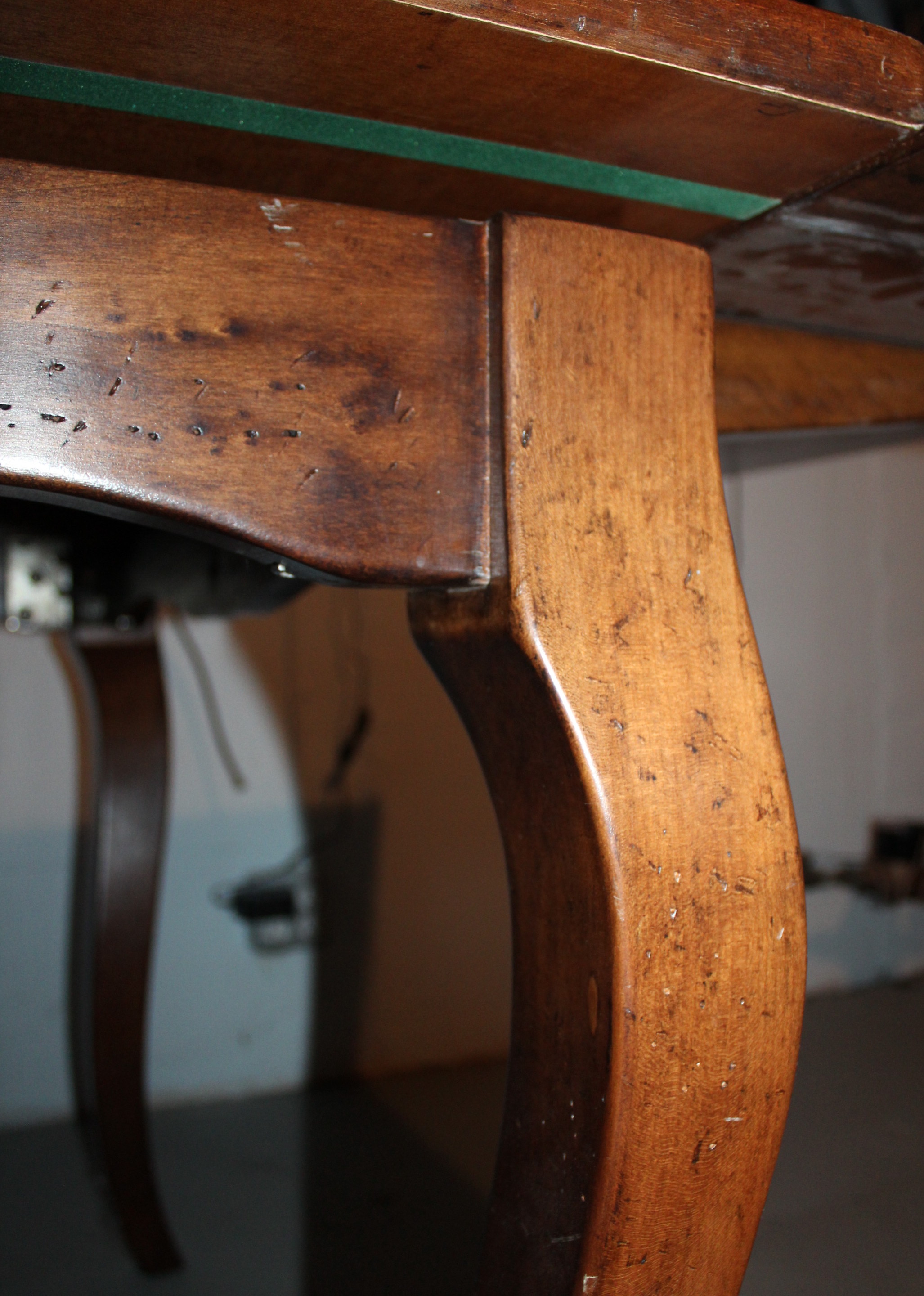 Expandable Dining Table From Arhaus