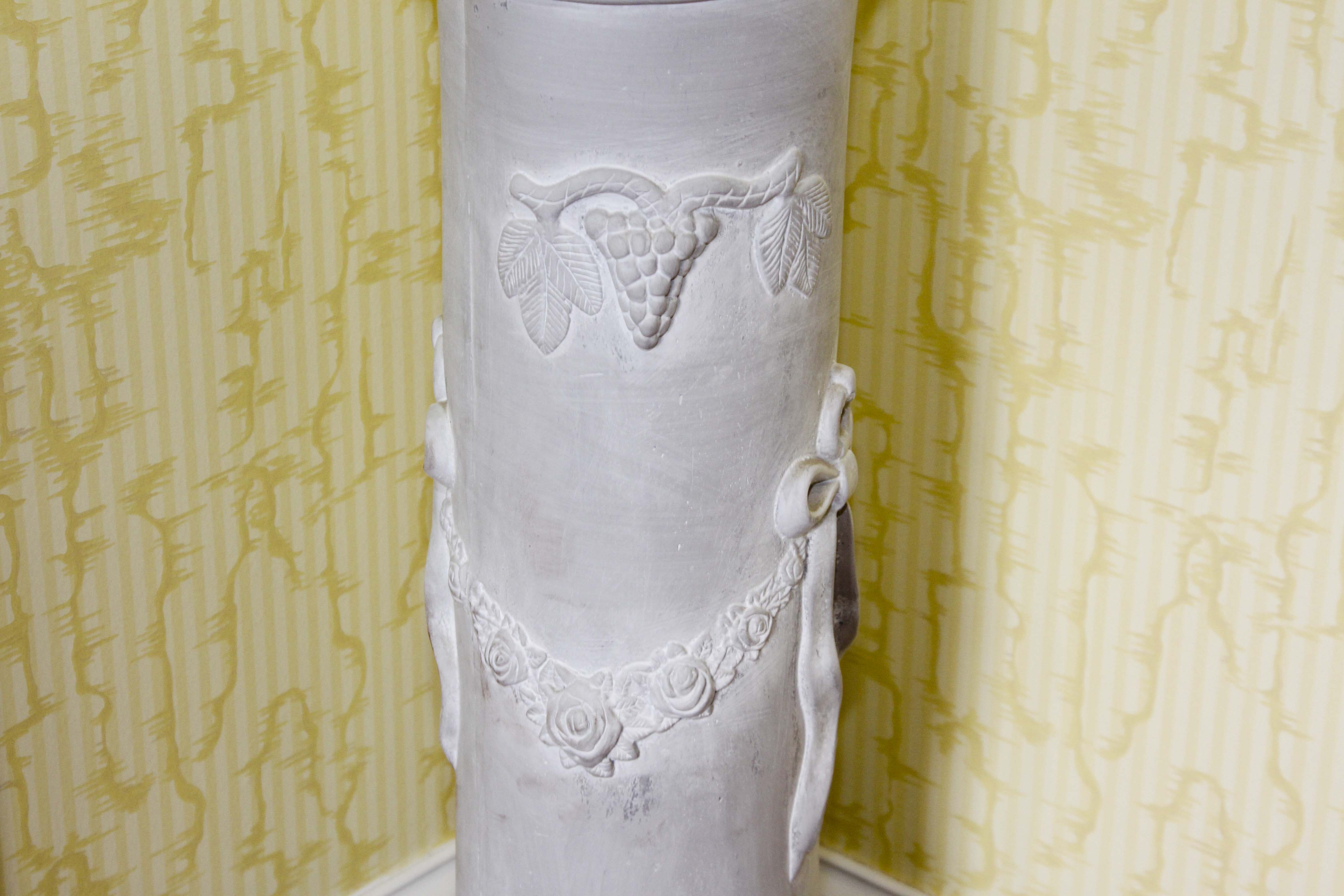 Decorative Metal Pedestal