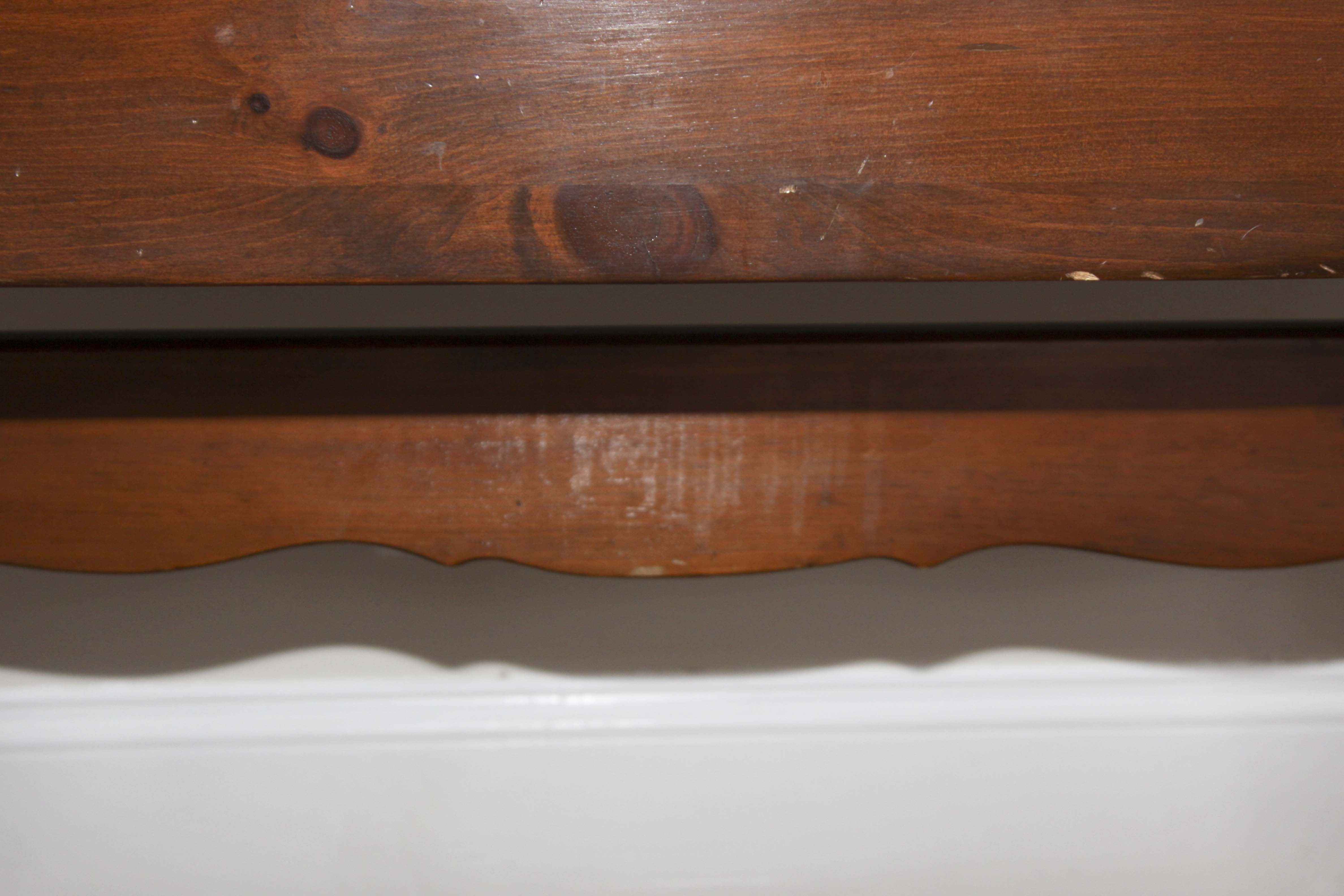 Pine Drop Leaf Trestle Table