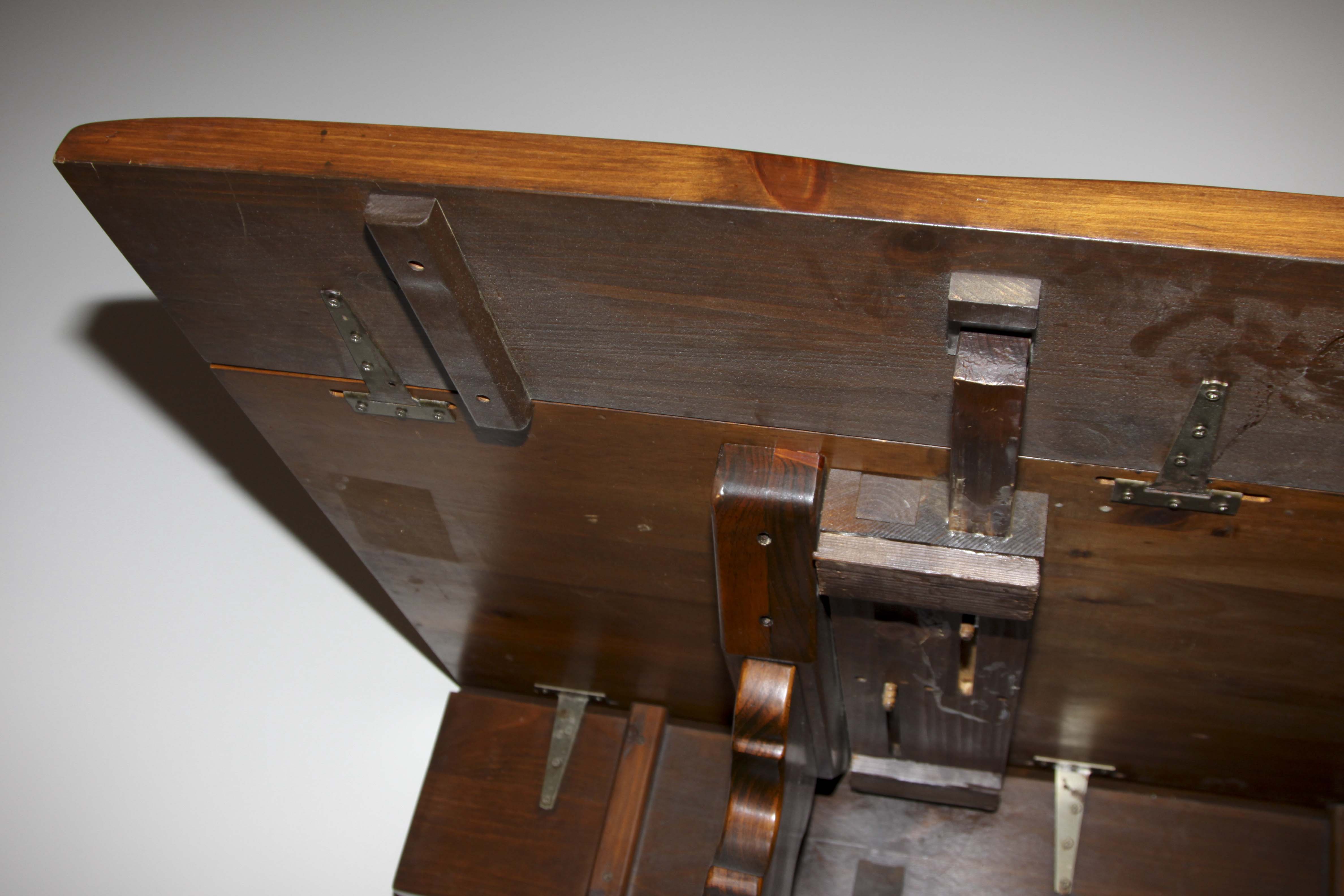 Pine Drop Leaf Trestle Table