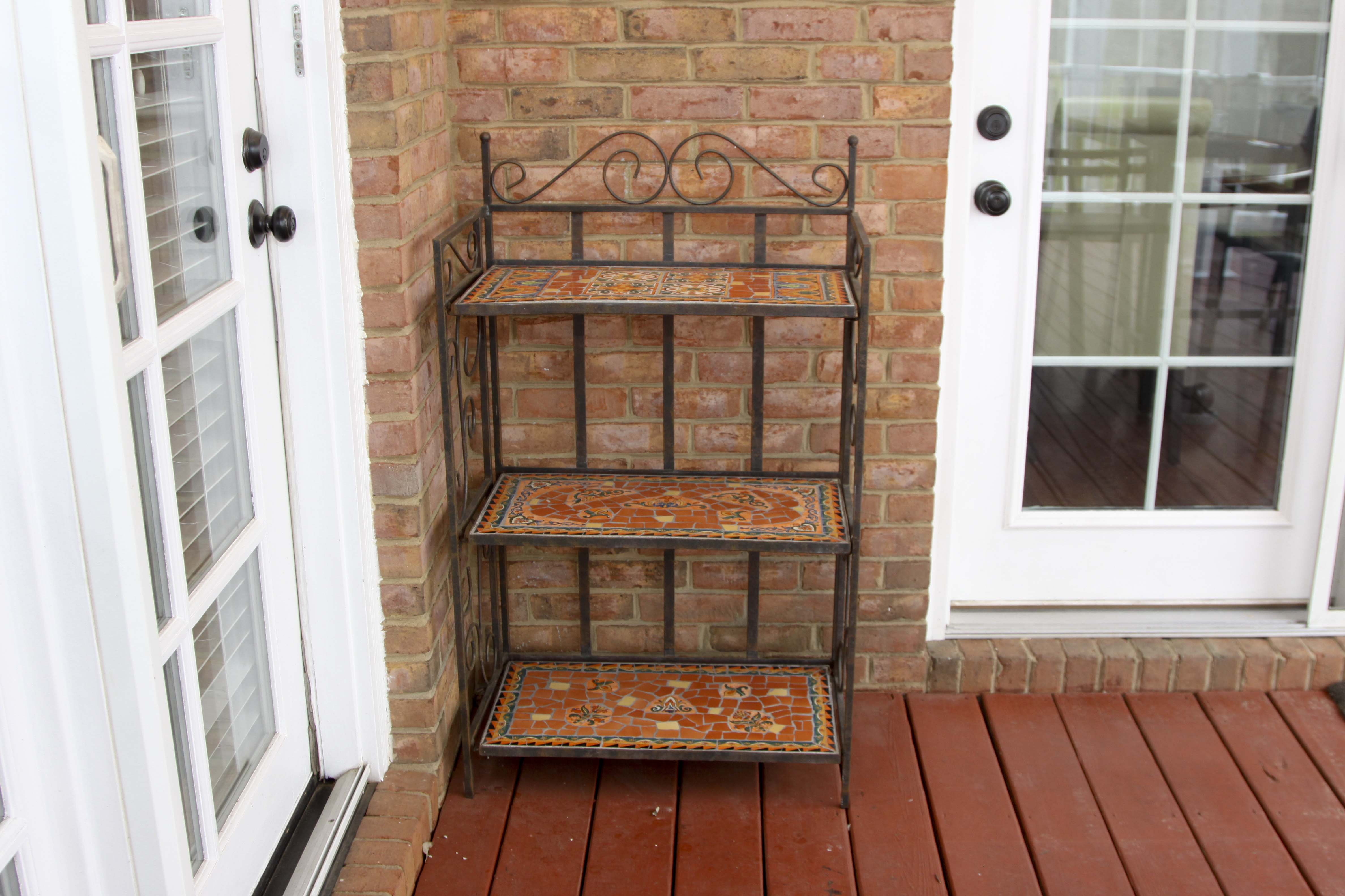 Folding Mosaic Tile Metal Shelf