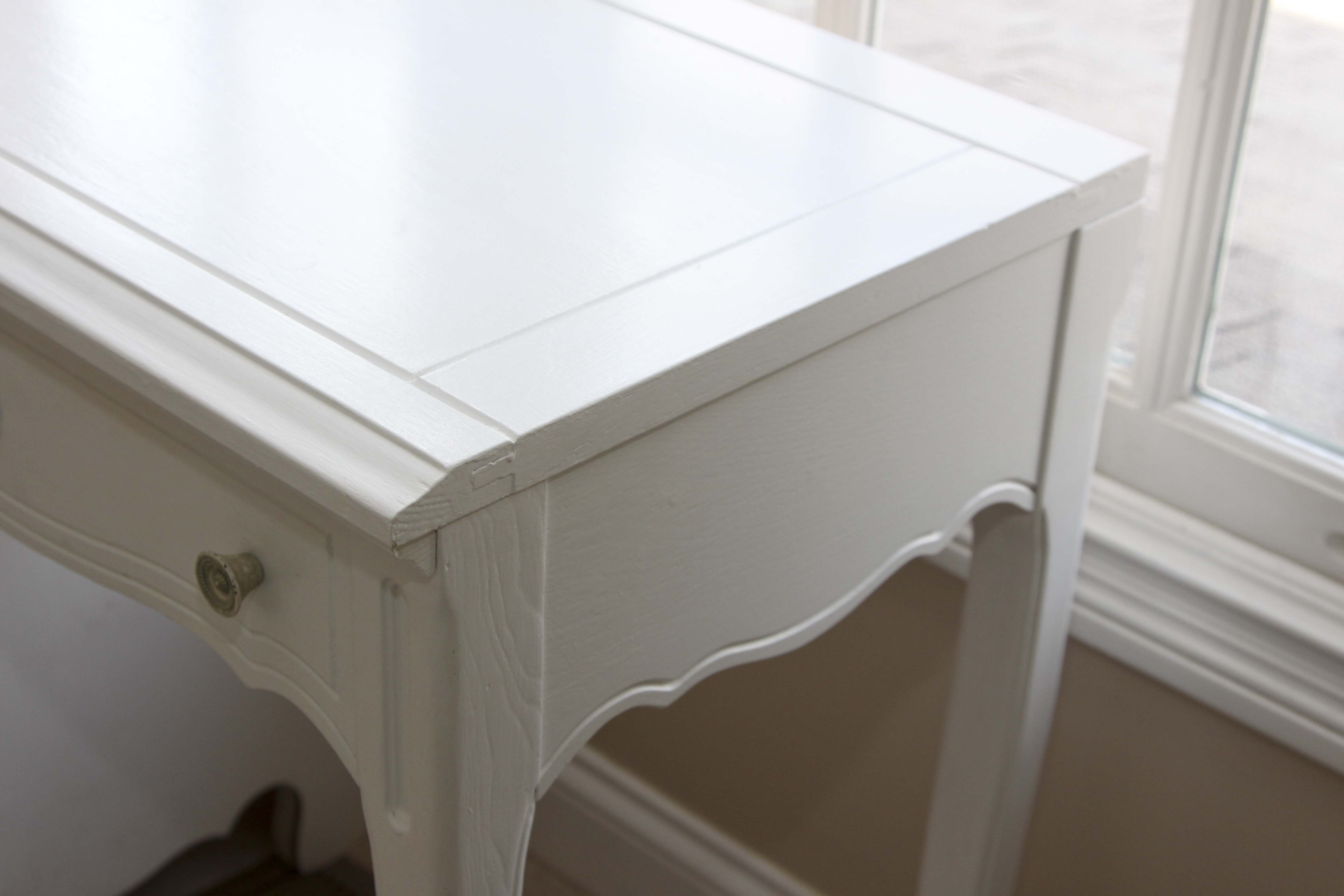 Wooden White Desk