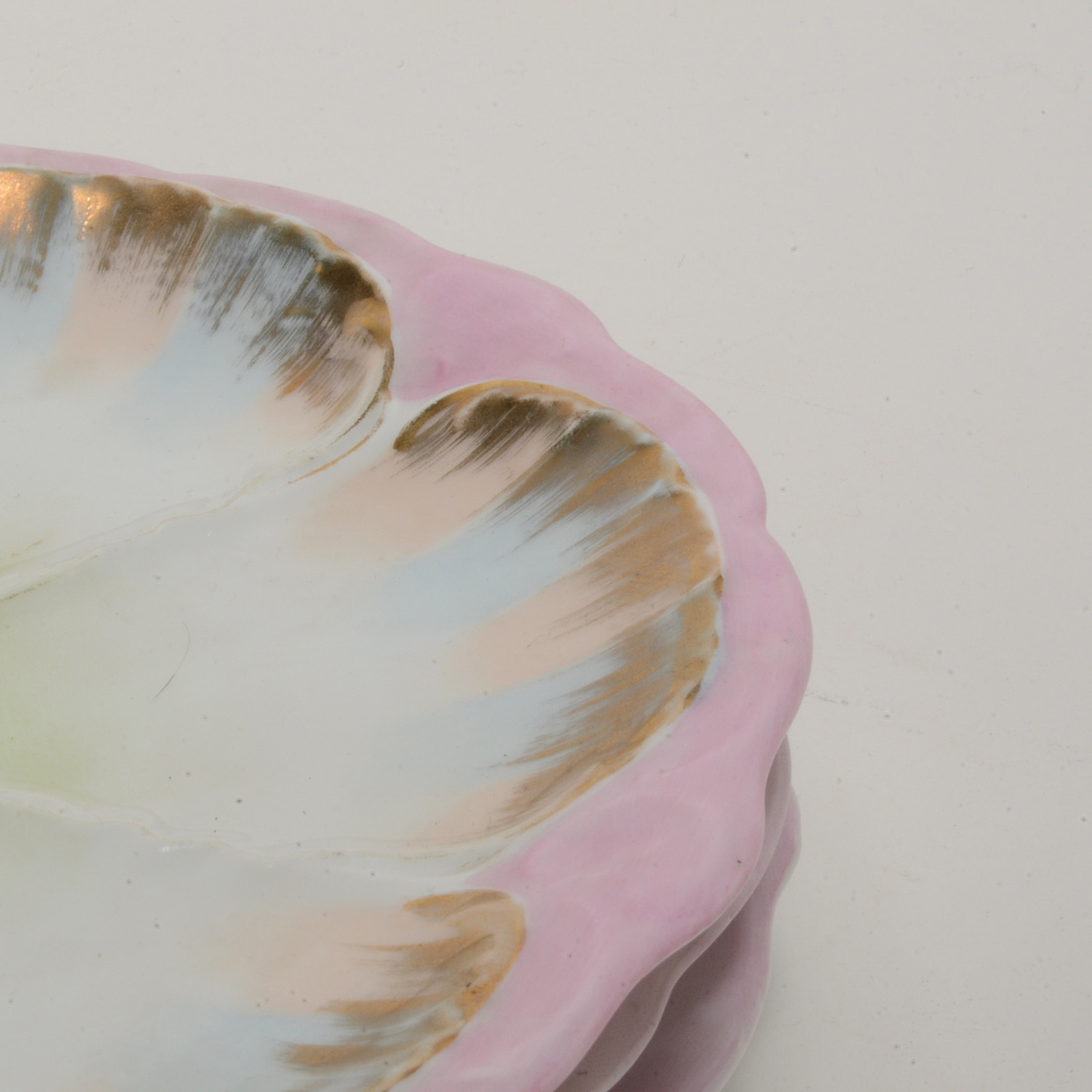 Five Vintage Lustreware Oyster Plates