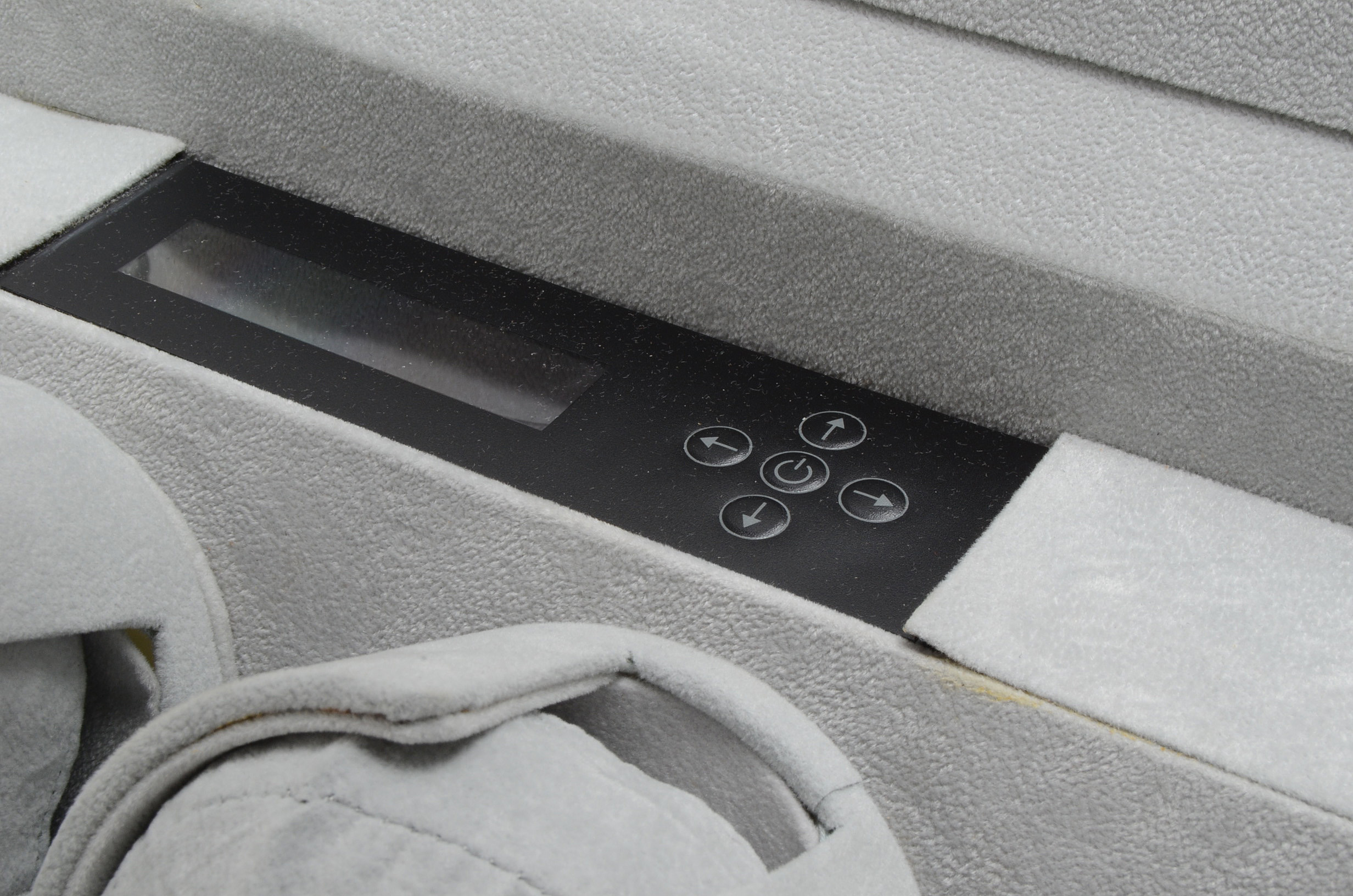 Hig Gloss Ebony Finished LED Digital Watch Winder